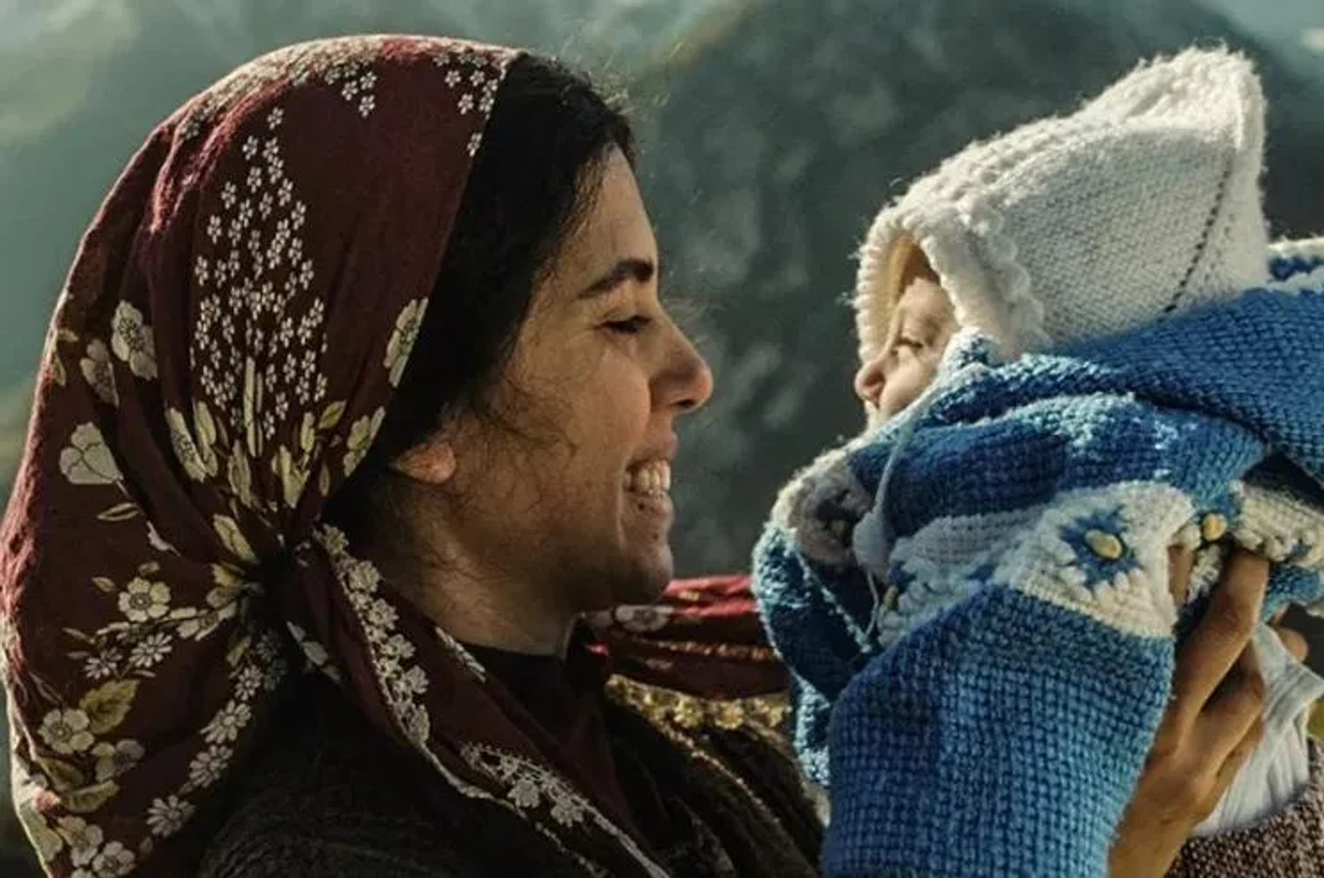 Cemre Ebuzziya in A Tale of Three Sisters (2019)