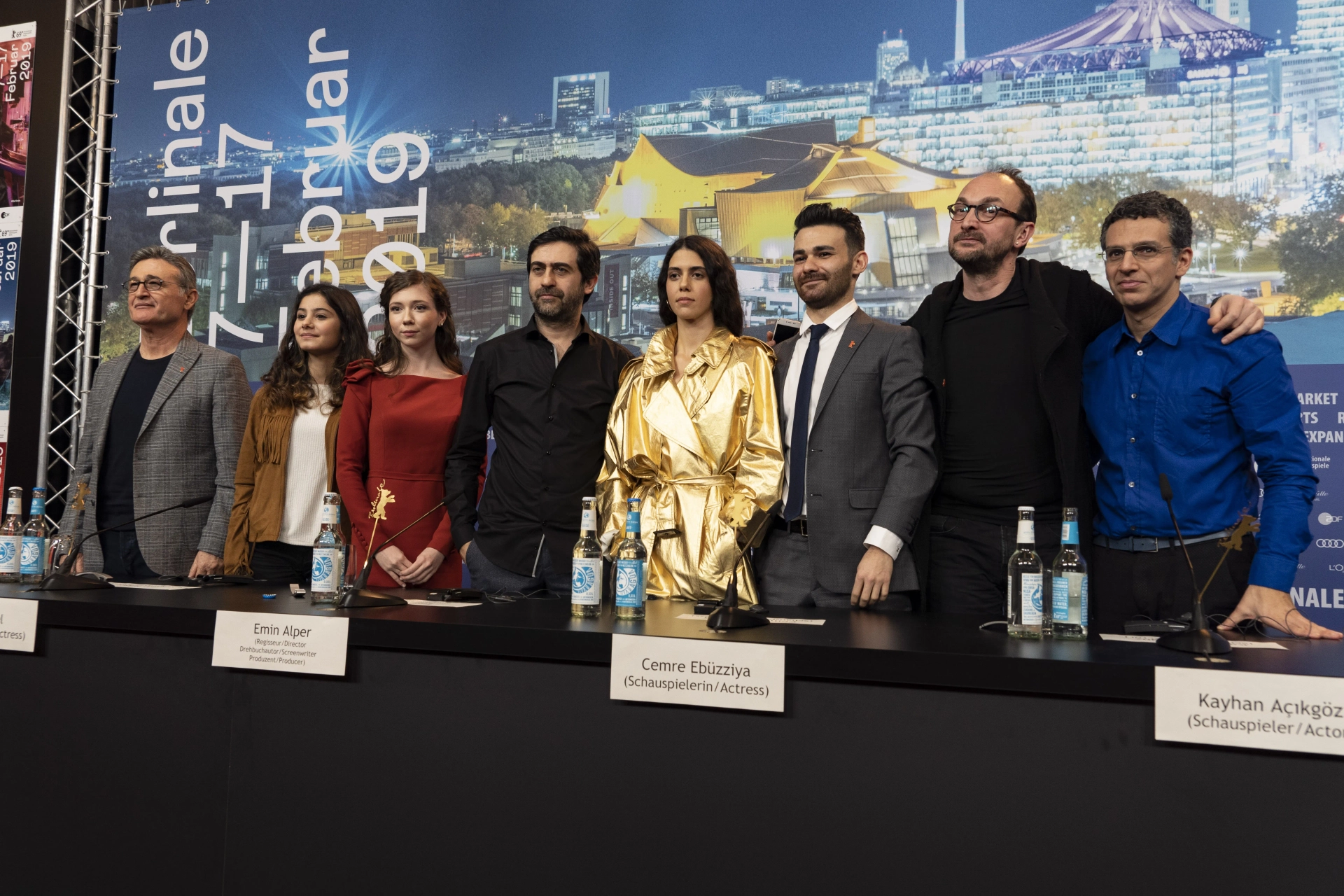 Helin Kandemir, Emre Erkmen, Emin Alper, Kubilay Tunçer, Ece Yüksel, Cemre Ebuzziya, Kayhan Açikgöz, and Müfit Kayacan at an event for A Tale of Three Sisters (2019)