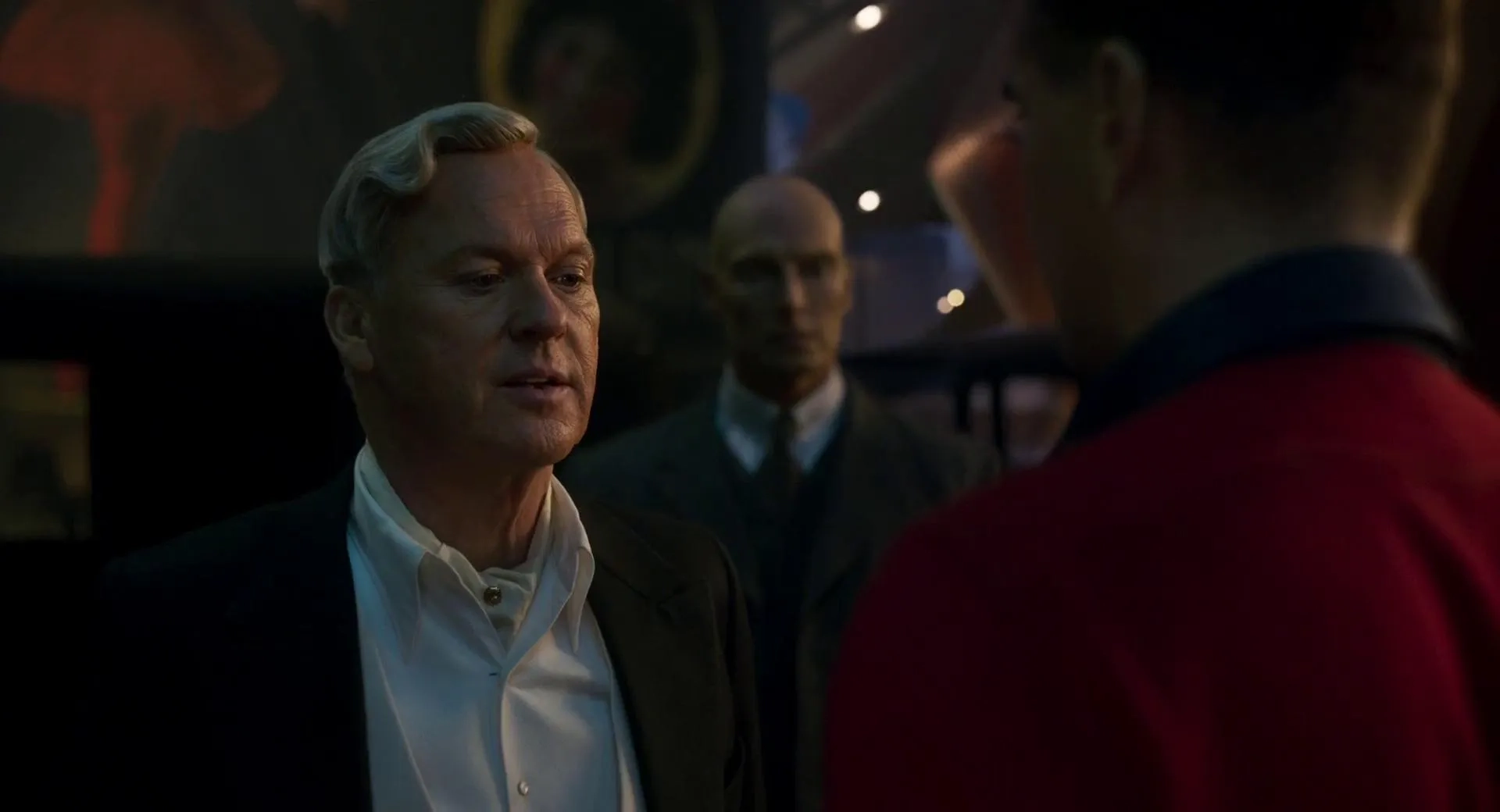 Michael Keaton, Colin Farrell, and Joseph Gatt in Dumbo (2019)