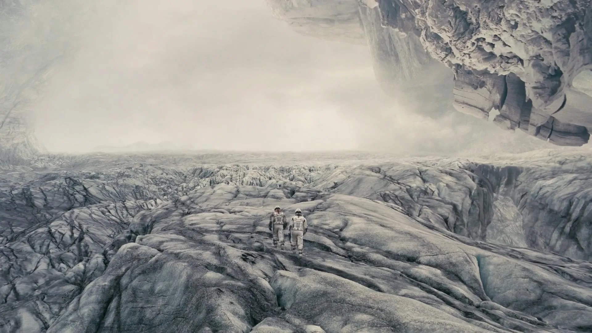 Matthew McConaughey and Matt Damon in Interstellar (2014)