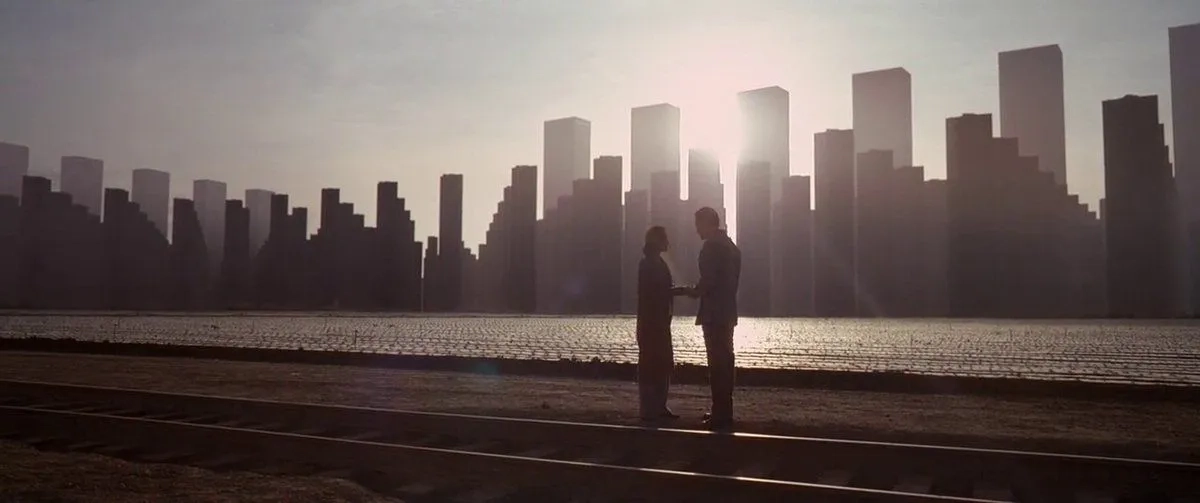 Leonardo DiCaprio and Marion Cotillard in Inception (2010)