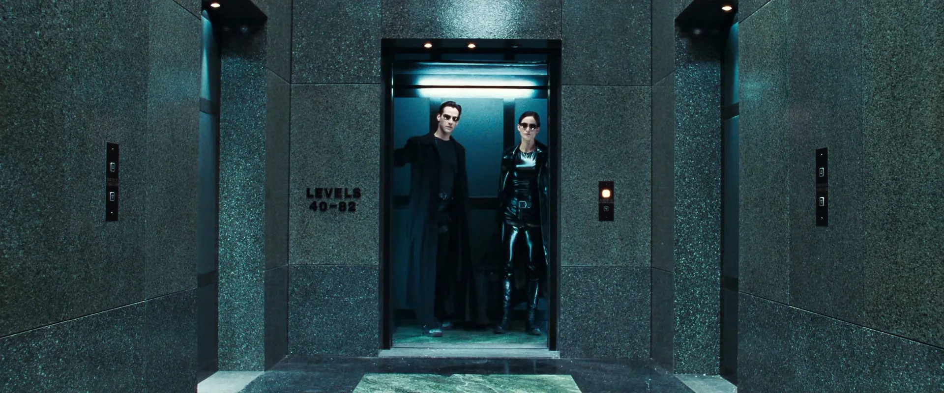 Keanu Reeves and Carrie-Anne Moss in The Matrix (1999)