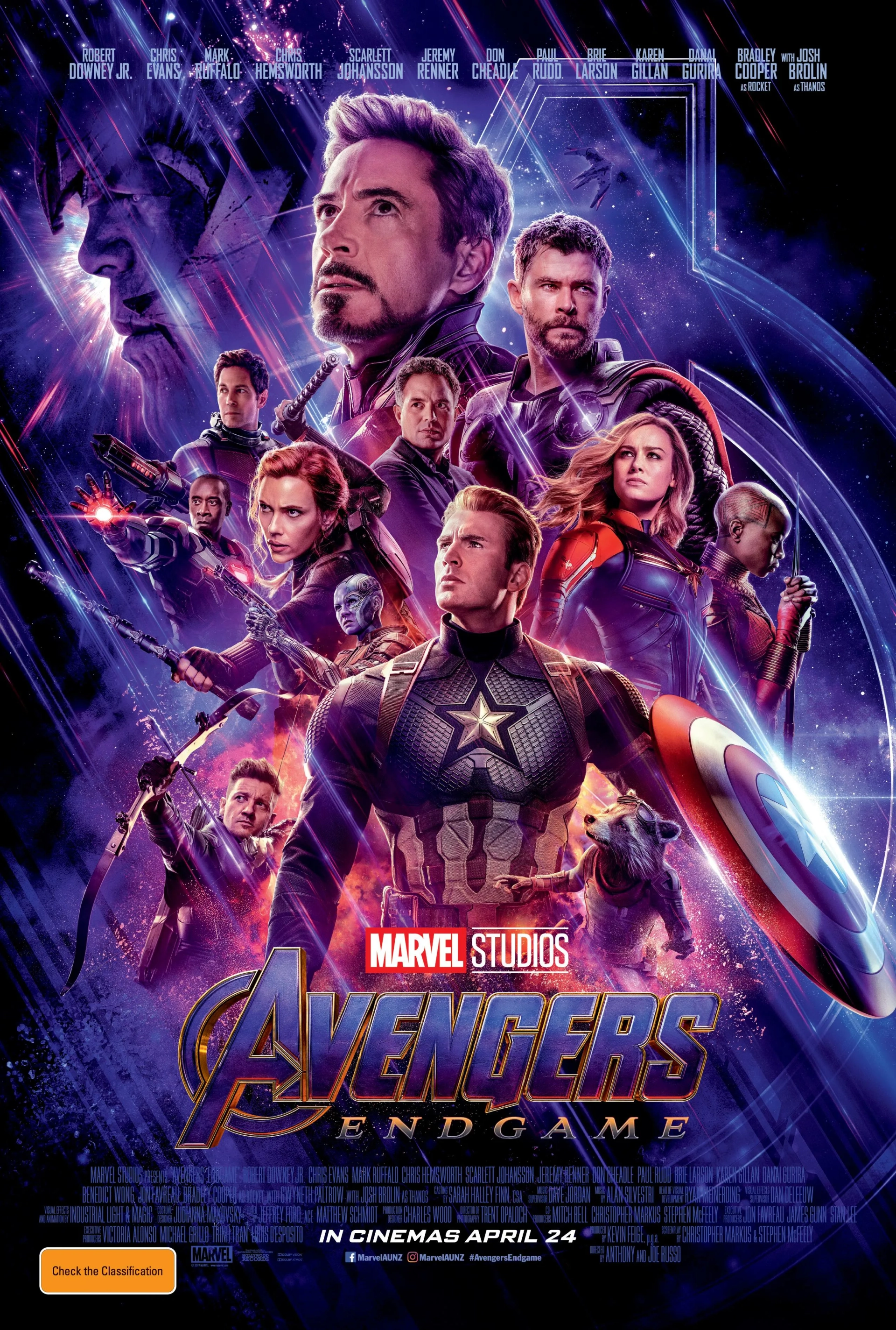 Don Cheadle, Robert Downey Jr., Chris Evans, Scarlett Johansson, Brie Larson, Jeremy Renner, Paul Rudd, Mark Ruffalo, Chris Hemsworth, Danai Gurira, and Karen Gillan in Avengers: Endgame (2019)