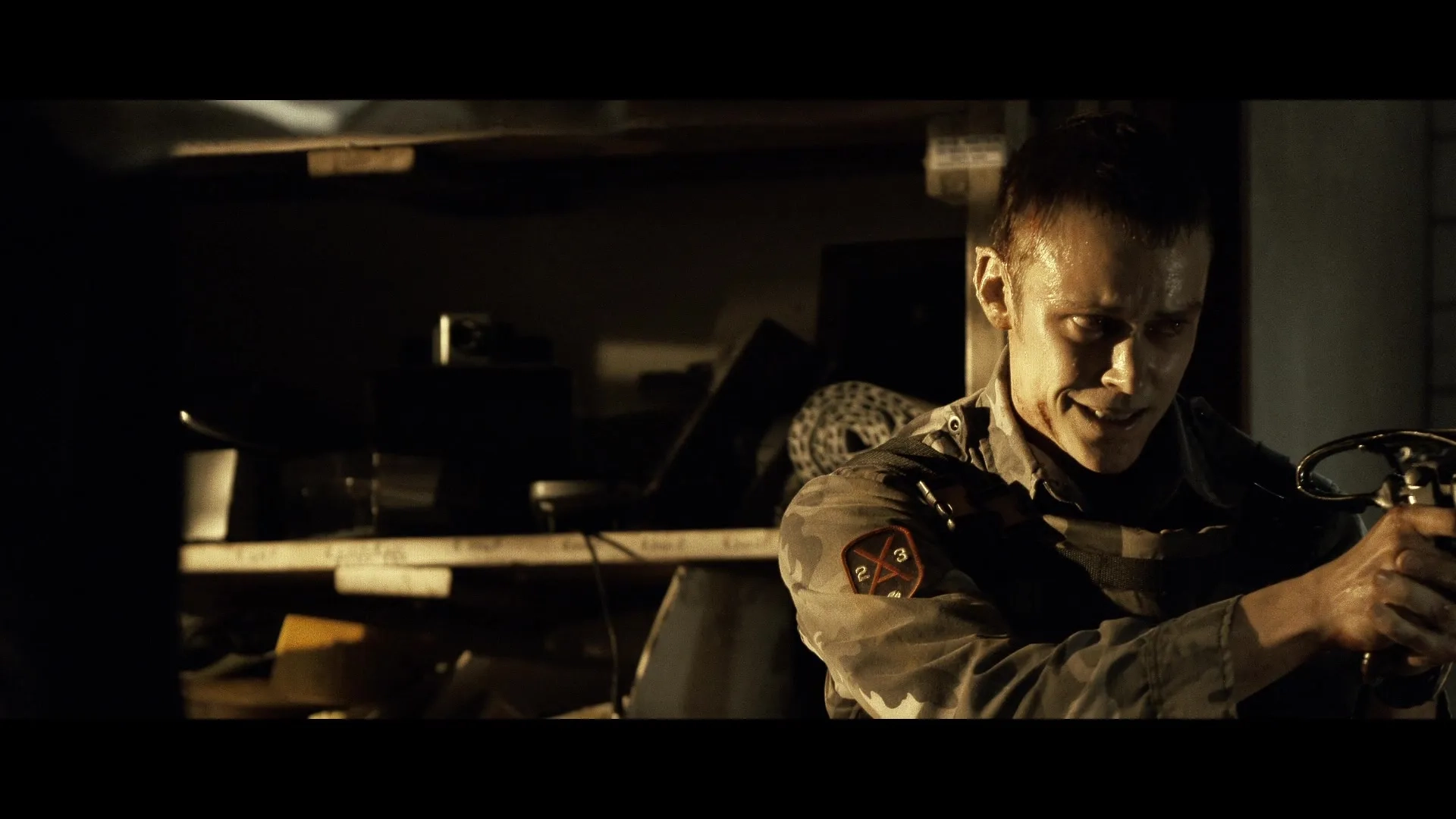 Michael Dorman in Daybreakers (2009)