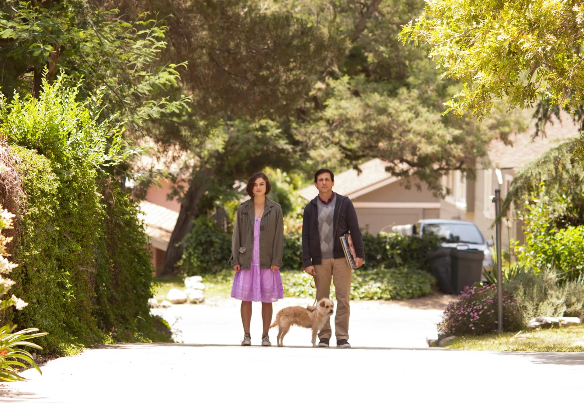 Steve Carell, Keira Knightley, and Aleister in Seeking a Friend for the End of the World (2012)