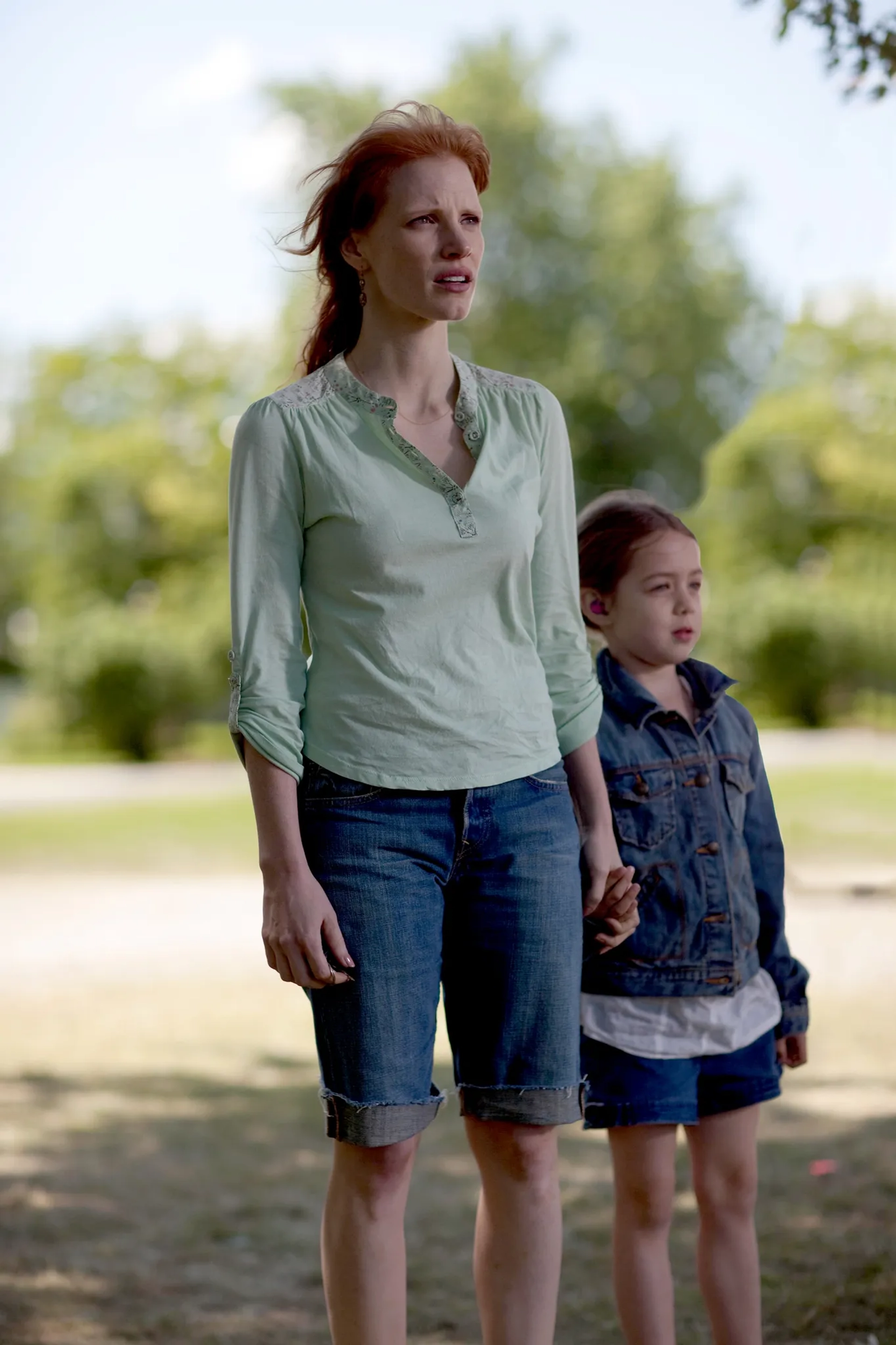 Jessica Chastain and Tova Stewart in Take Shelter (2011)