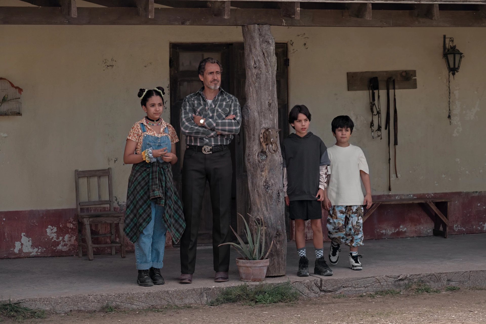 Demián Bichir, Nickolas Verdugo, Ashley Ciarra, and Evan Whitten in Chupa (2023)