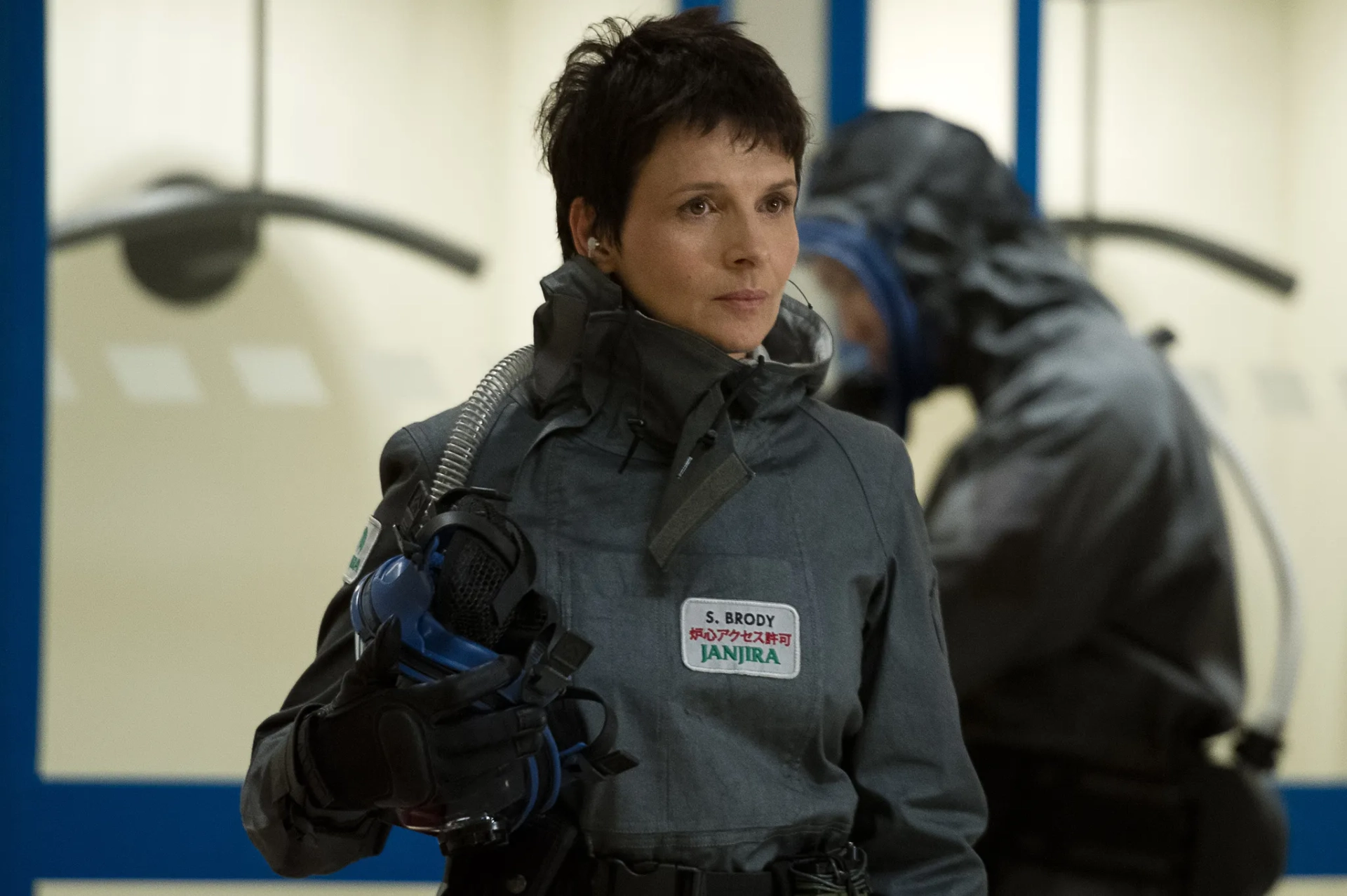 Juliette Binoche in Godzilla (2014)