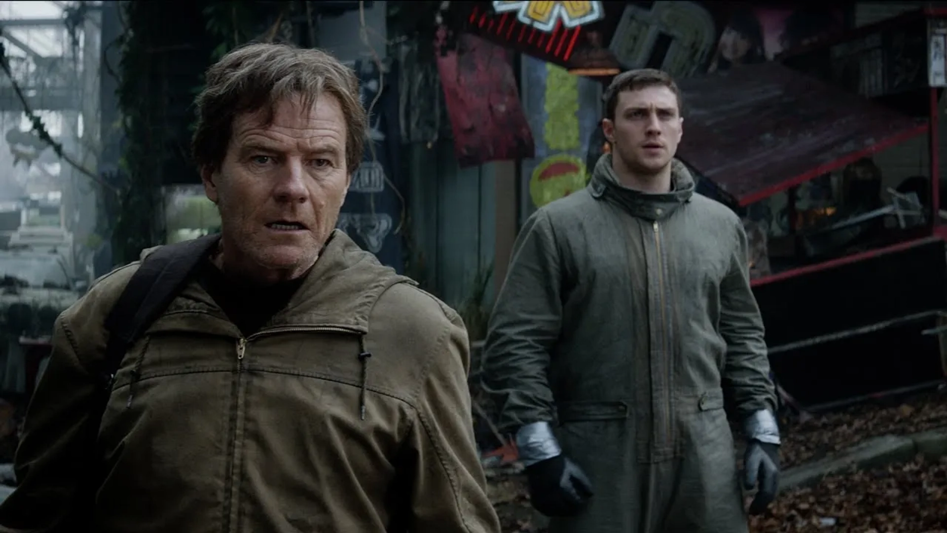 Bryan Cranston and Aaron Taylor-Johnson in Godzilla (2014)