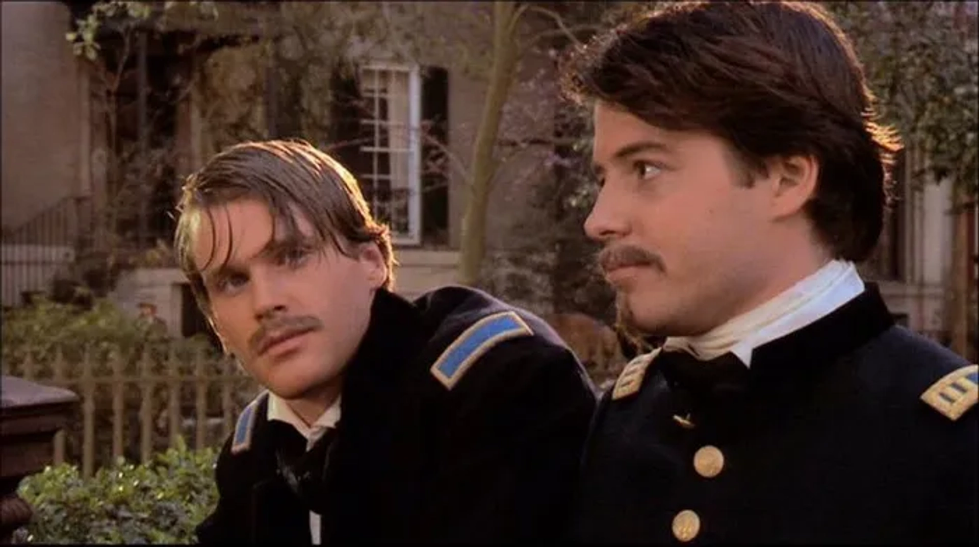 Matthew Broderick and Cary Elwes in Glory (1989)