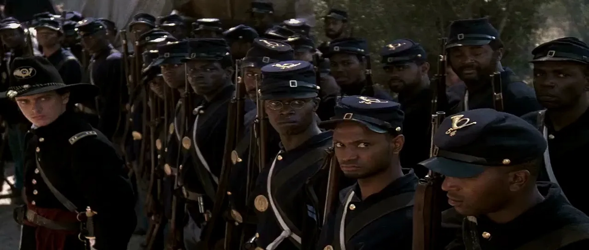 Andre Braugher, Jihmi Kennedy, Joseph Alex, and Donovan Leitch Jr. in Glory (1989)