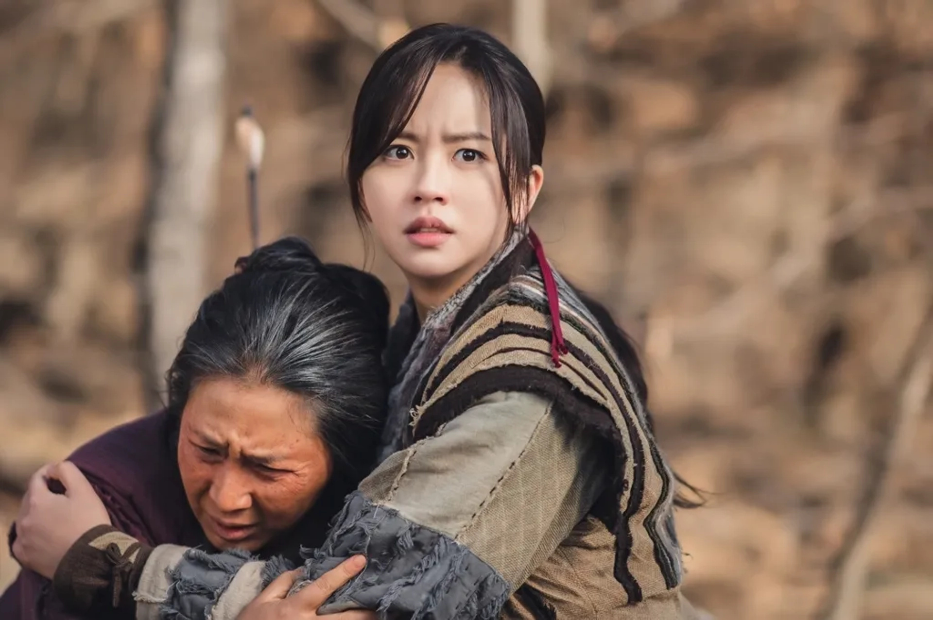 Kim So-hyun and Hwang Young-Hee in River Where the Moon Rises (2021)