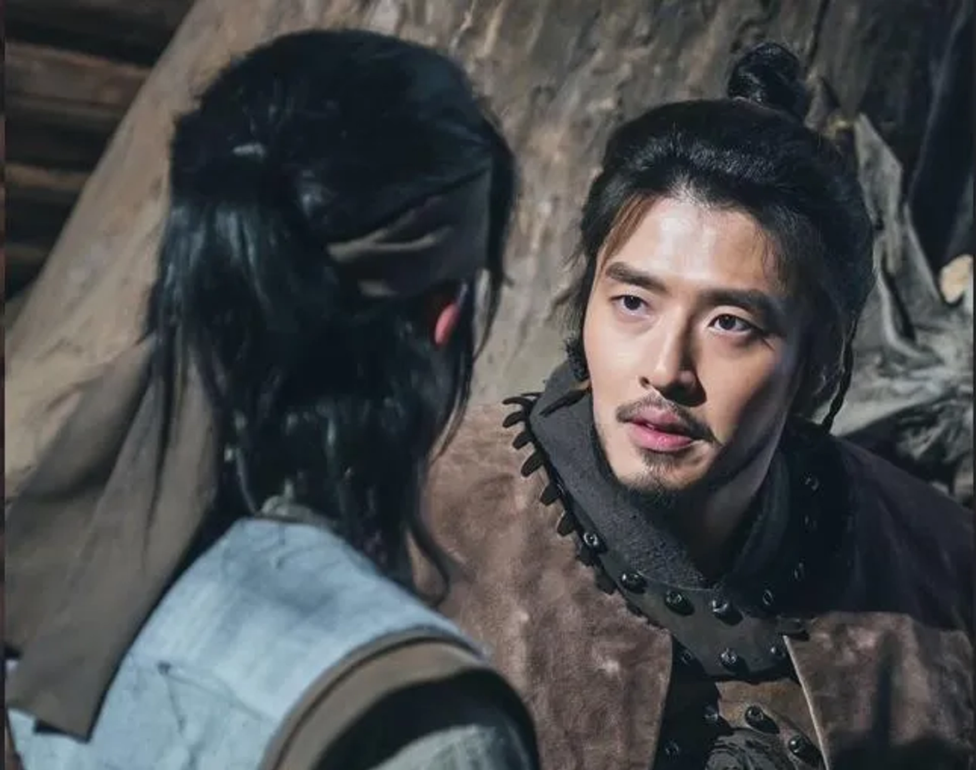 Kang Ha-neul in River Where the Moon Rises (2021)