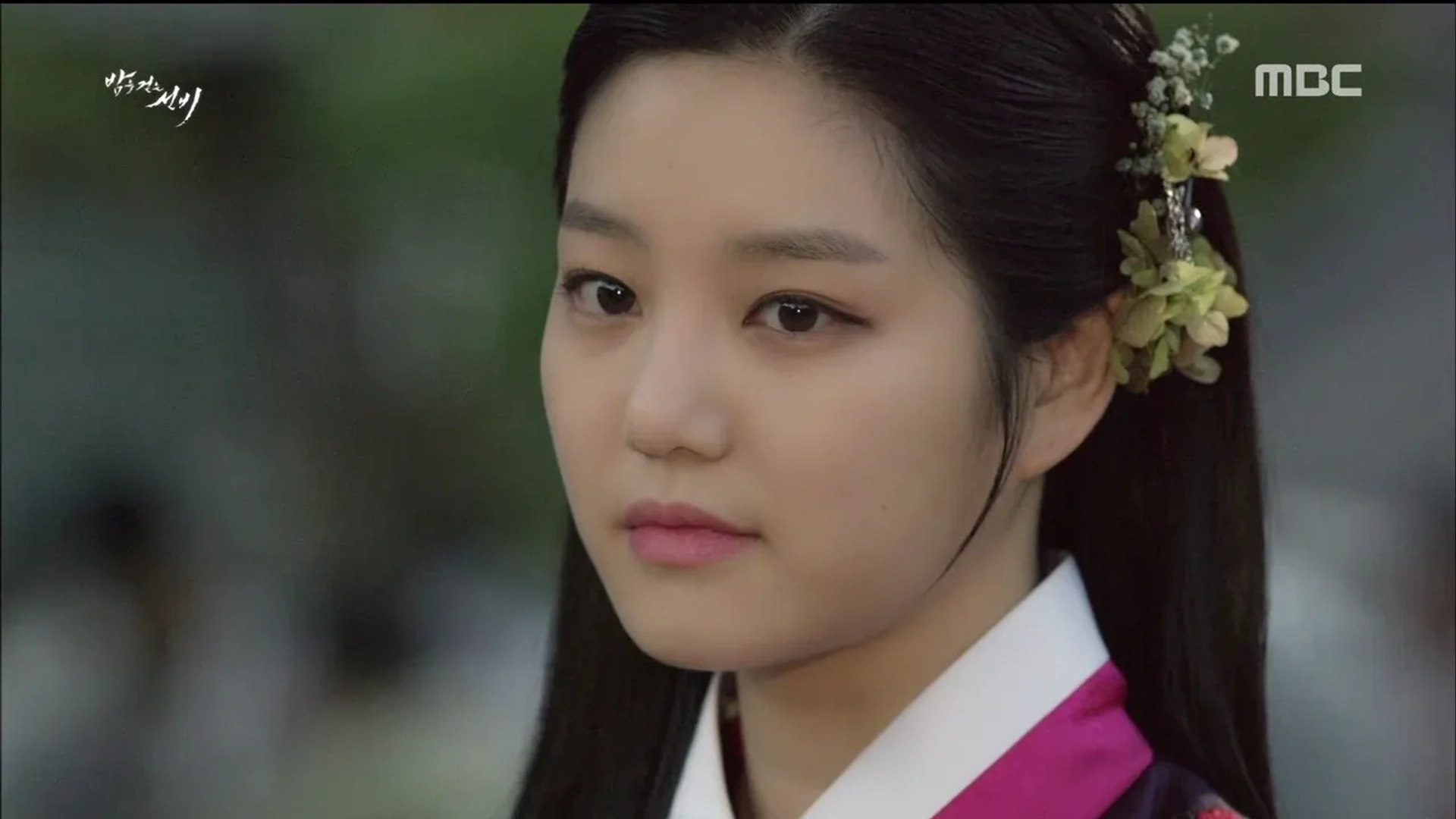 Lee Yoo-Bi in The Scholar Who Walks the Night (2015)