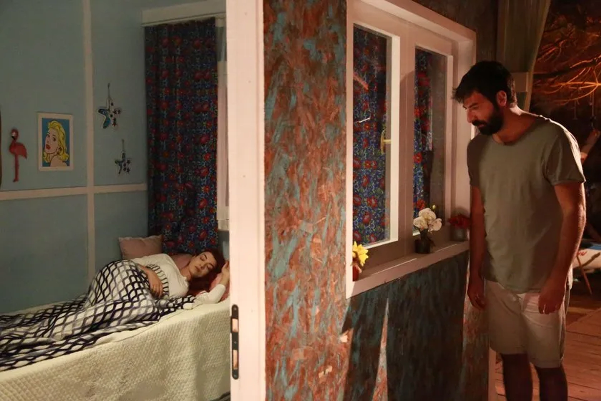 Aslihan Güner and Ismail Demirci in Kuzey Yildizi (2019)