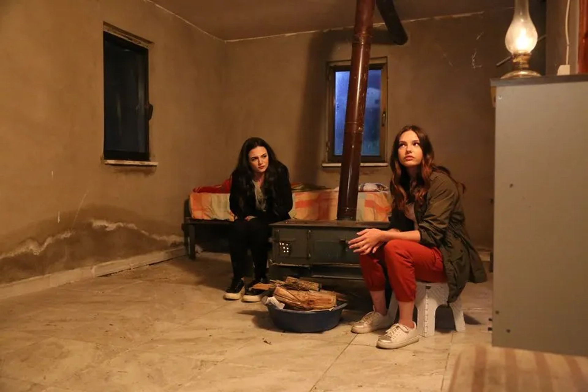 Nilsu Berfin Aktas and Aslihan Kapansahin in Kuzey Yildizi (2019)