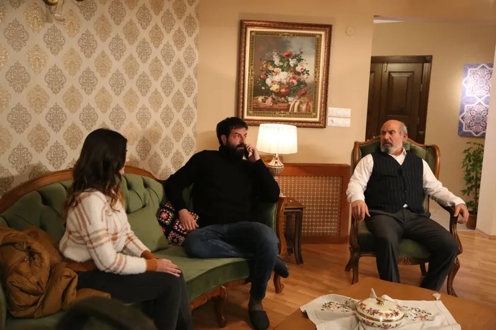 Hüseyin Soysalan, Ismail Demirci, and Gizem Günes in Kuzey Yildizi (2019)