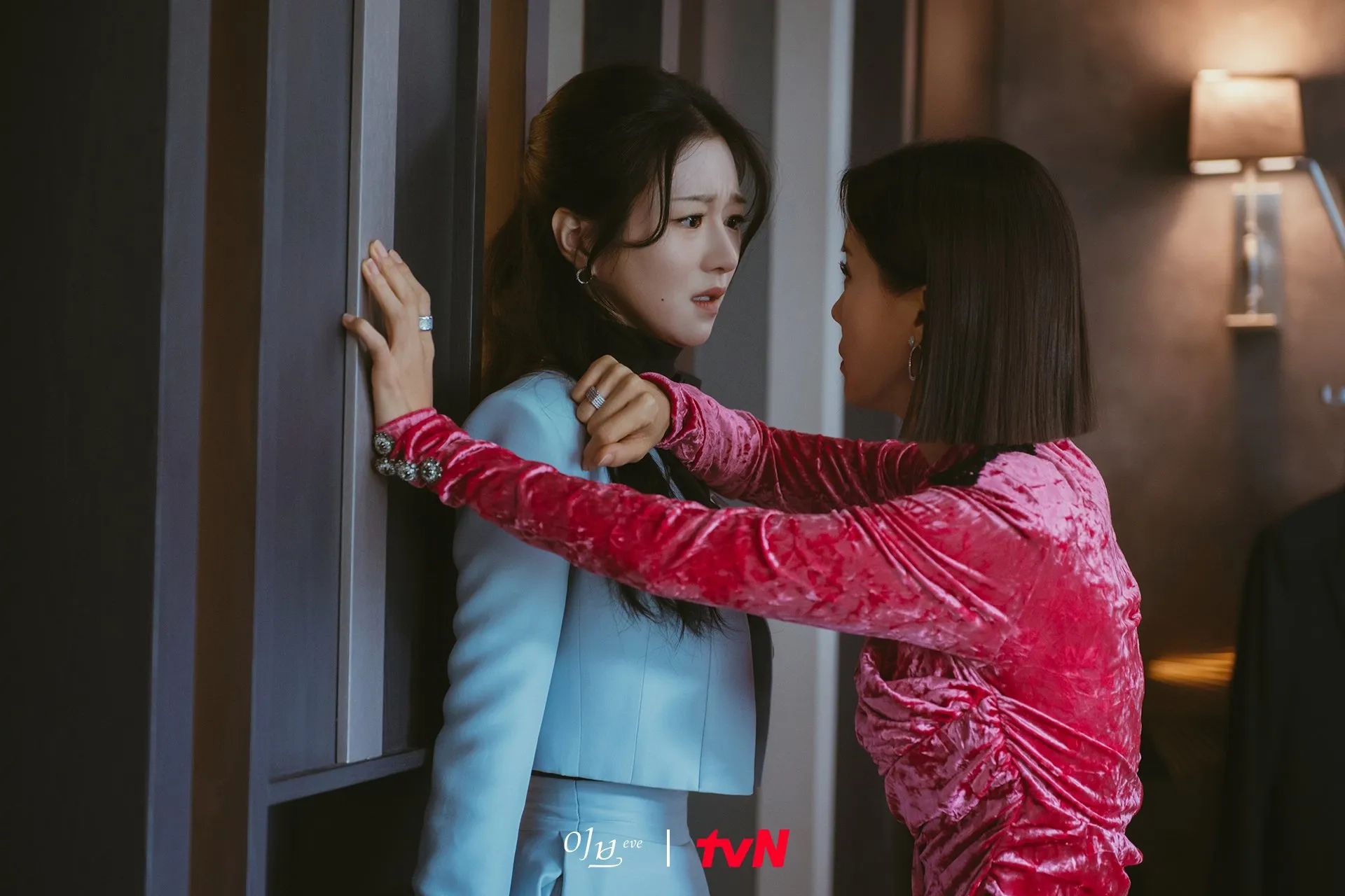 Seon Yu and Seo Ye-Ji in Eve (2022)