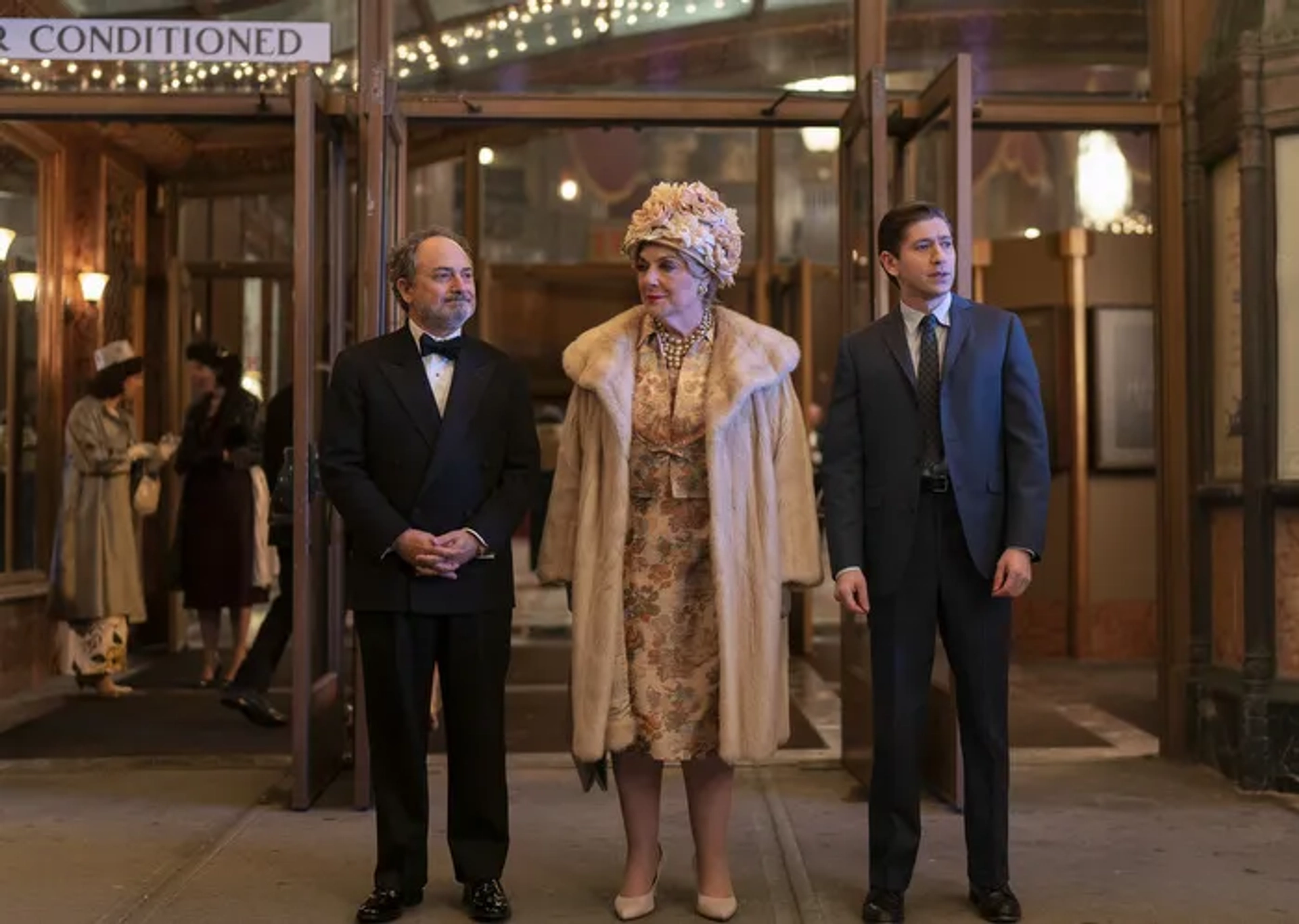 Caroline Aaron, Kevin Pollak, and Michael Zegen in The Marvelous Mrs. Maisel: Everything Is Bellmore (2022)