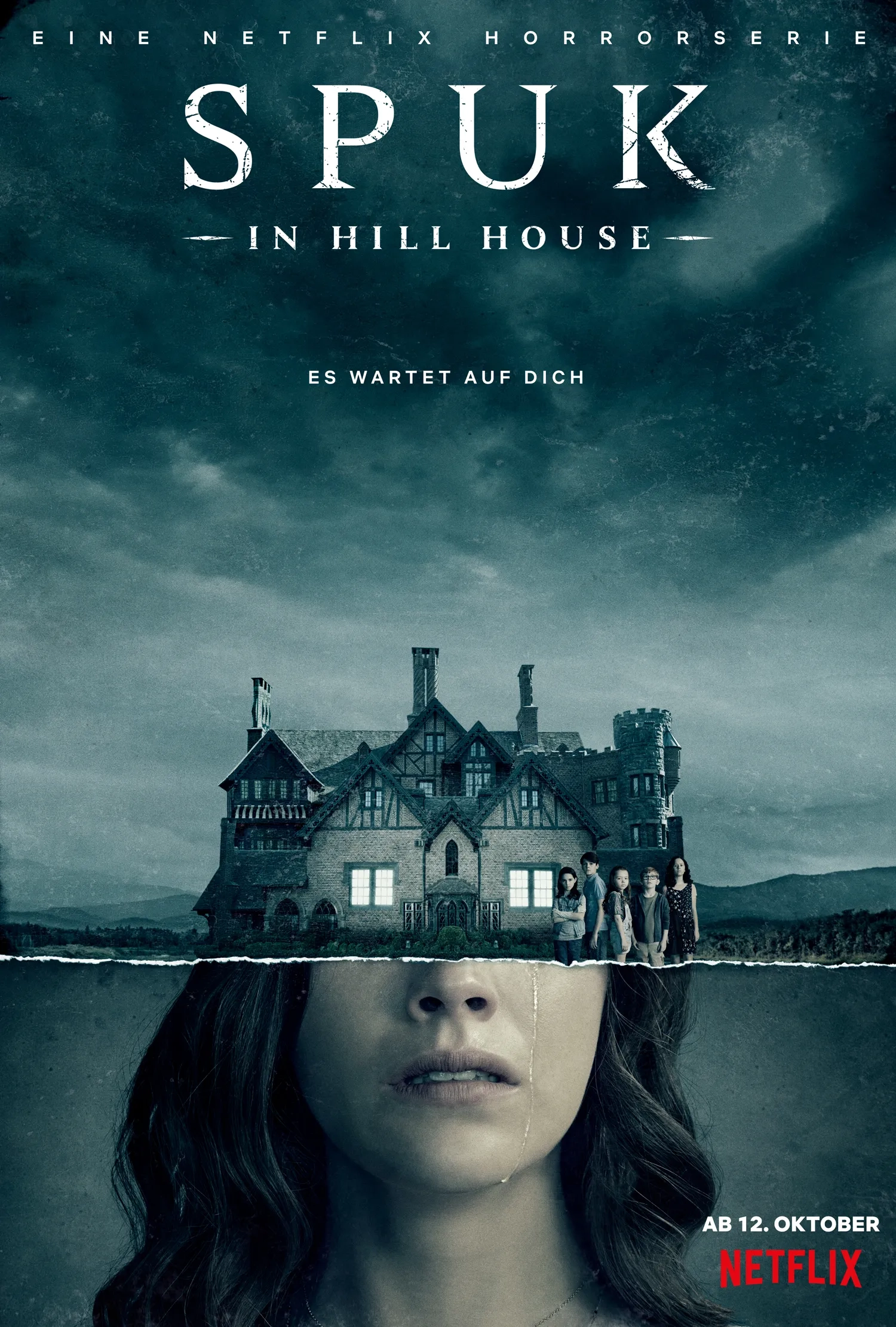 Mckenna Grace, Lulu Wilson, Victoria Pedretti, Julian Hilliard, Paxton Singleton, and Violet McGraw in The Haunting of Hill House (2018)