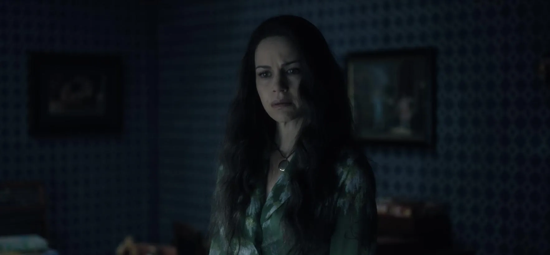 Carla Gugino in The Haunting of Hill House (2018)