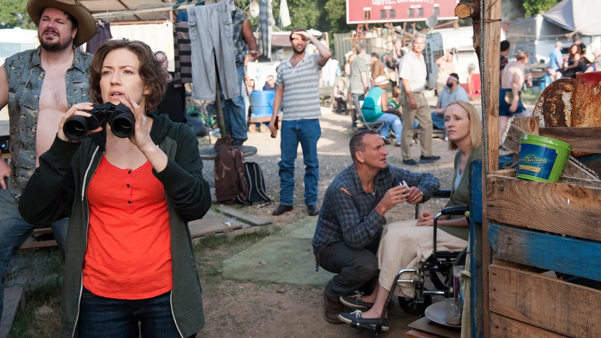 Christopher Eccleston, Janel Moloney, and Carrie Coon in The Leftovers (2014)