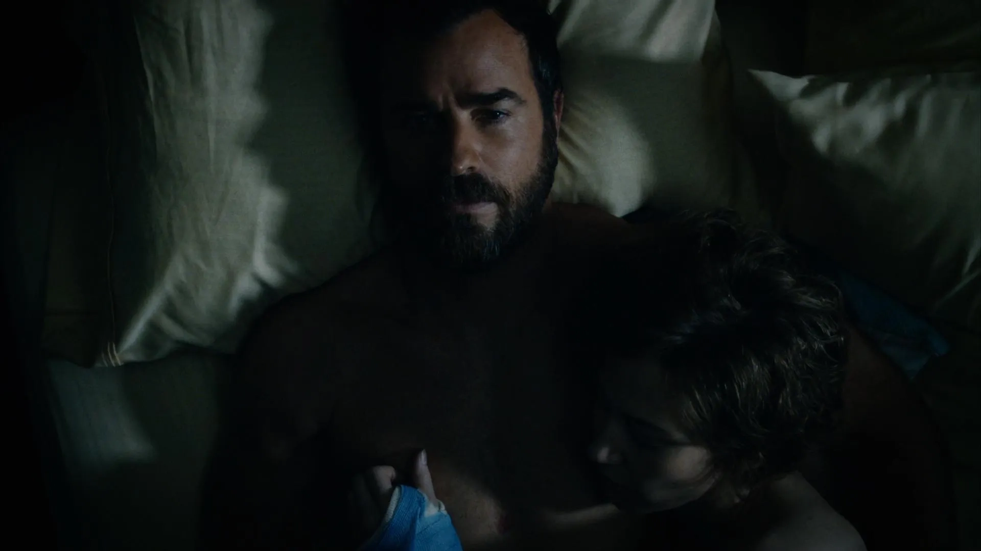 Justin Theroux and Carrie Coon in The Leftovers (2014)