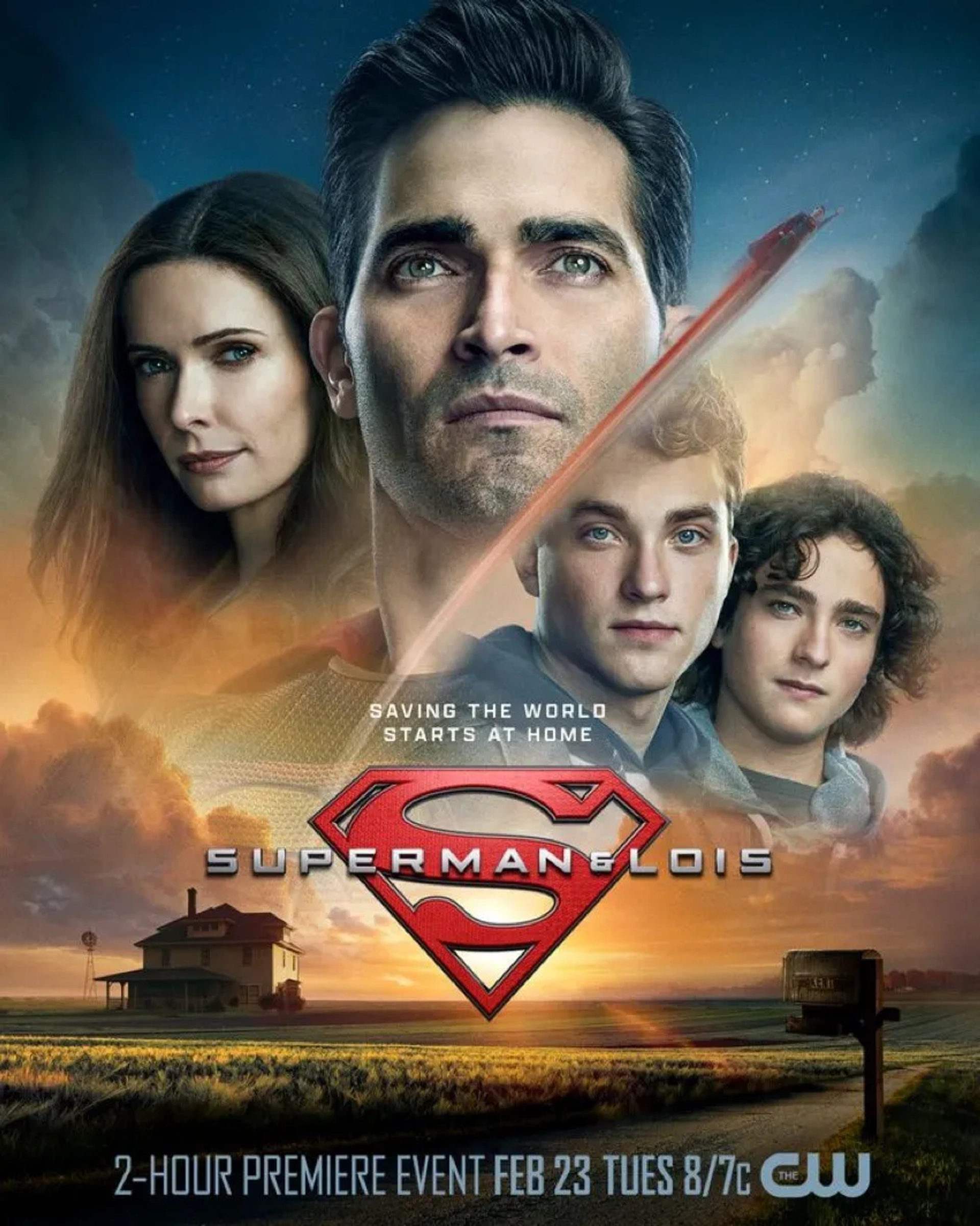 Tyler Hoechlin, Elizabeth Tulloch, Alex Garfin, and Jordan Elsass in Superman & Lois (2021)