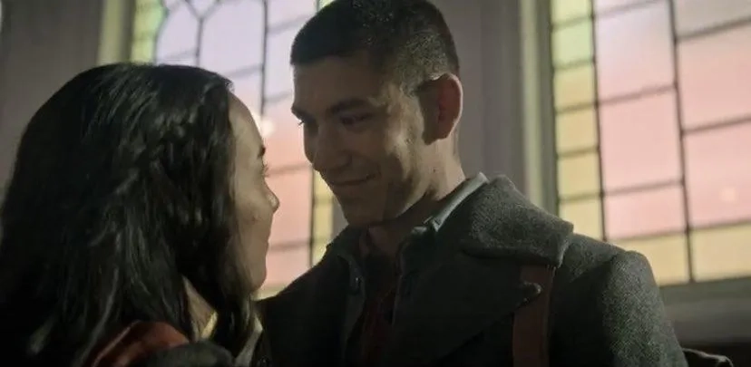 Archie Renaux and Jessie Mei Li in Shadow and Bone (2021)