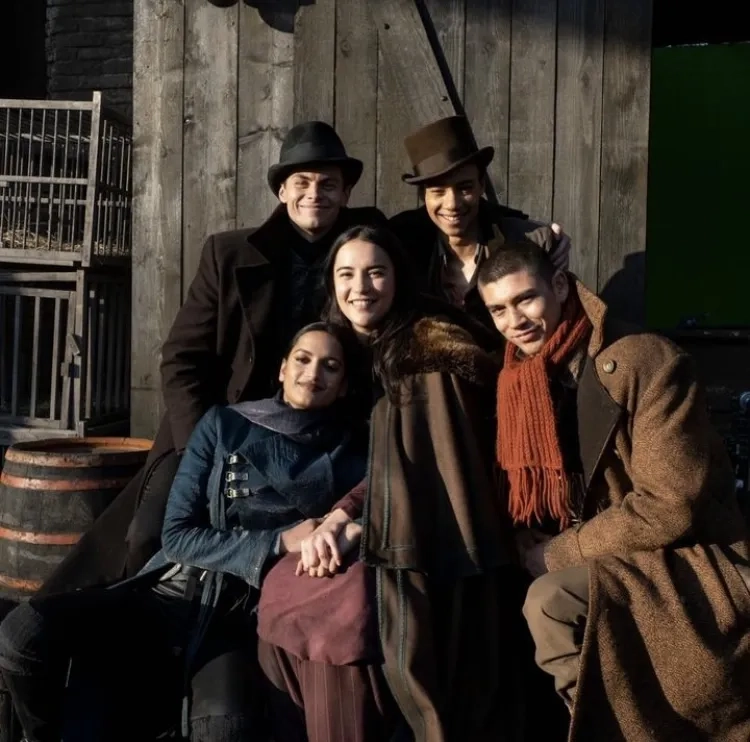 Kit Young, Freddy Carter, Archie Renaux, Jessie Mei Li, and Amita Suman in Shadow and Bone (2021)