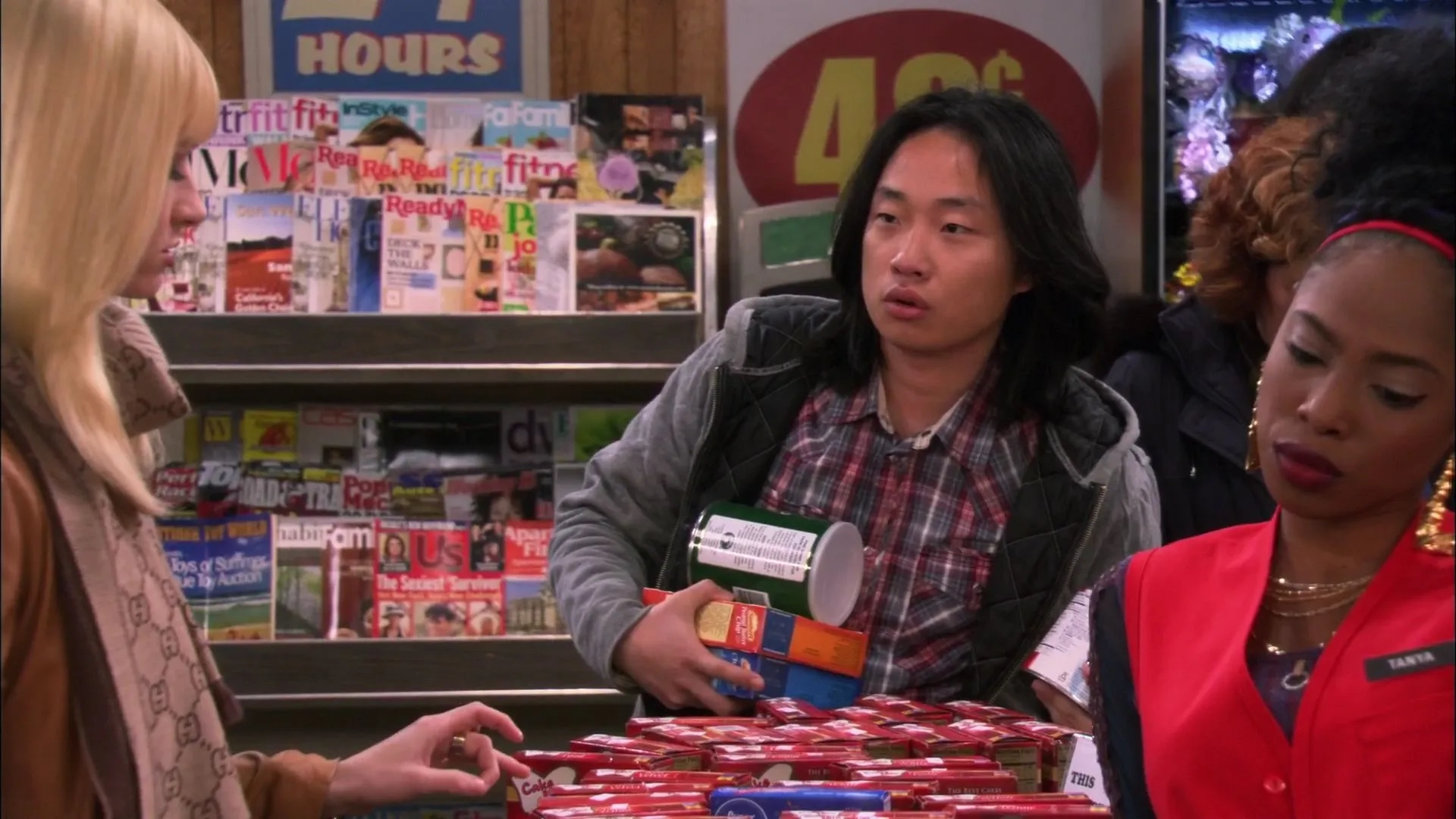 Beth Behrs, Jimmy O. Yang, and Chauntae Pink in 2 Broke Girls (2011)