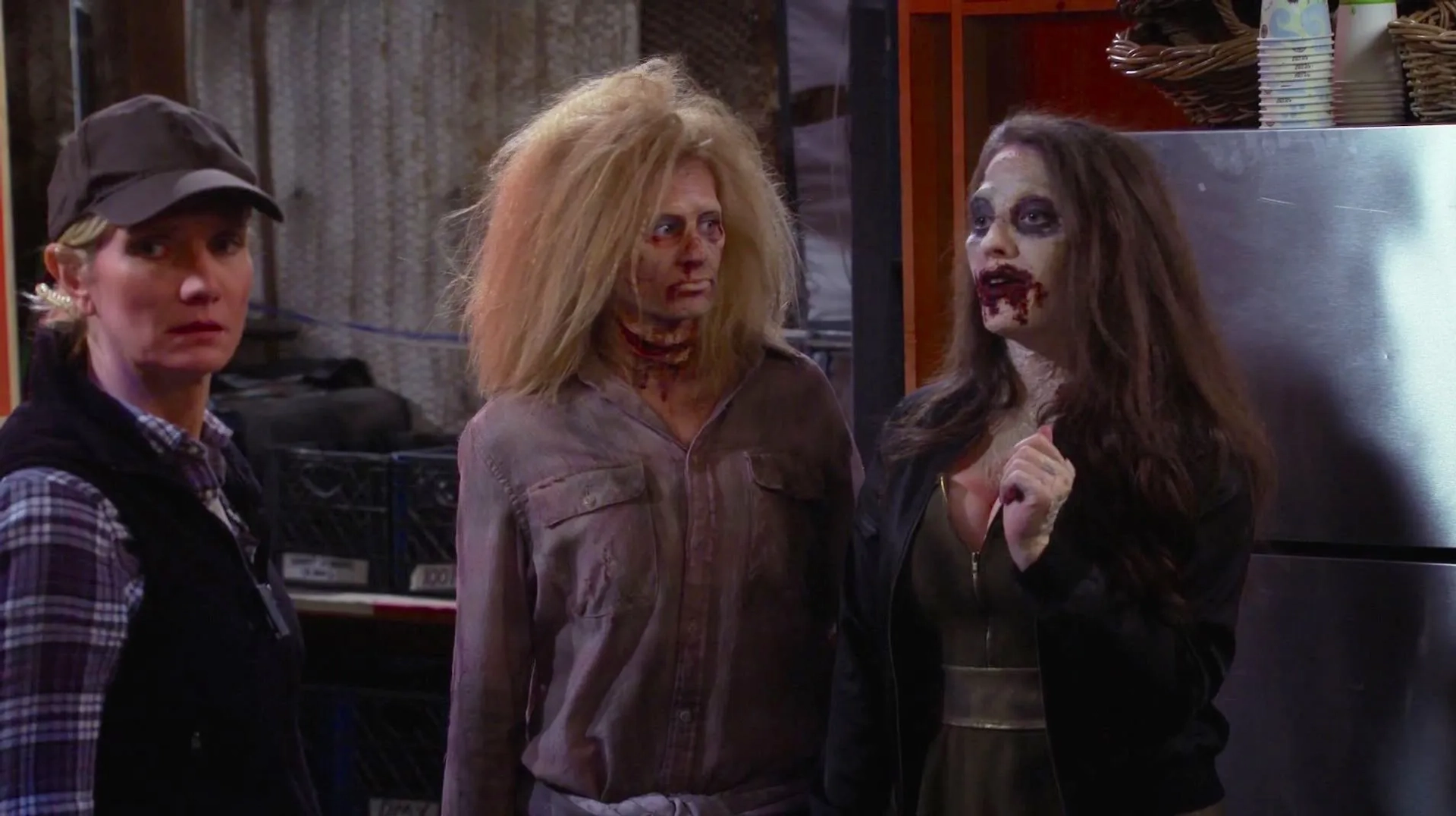 Beth Littleford, Kat Dennings, and Beth Behrs in 2 Broke Girls (2011)