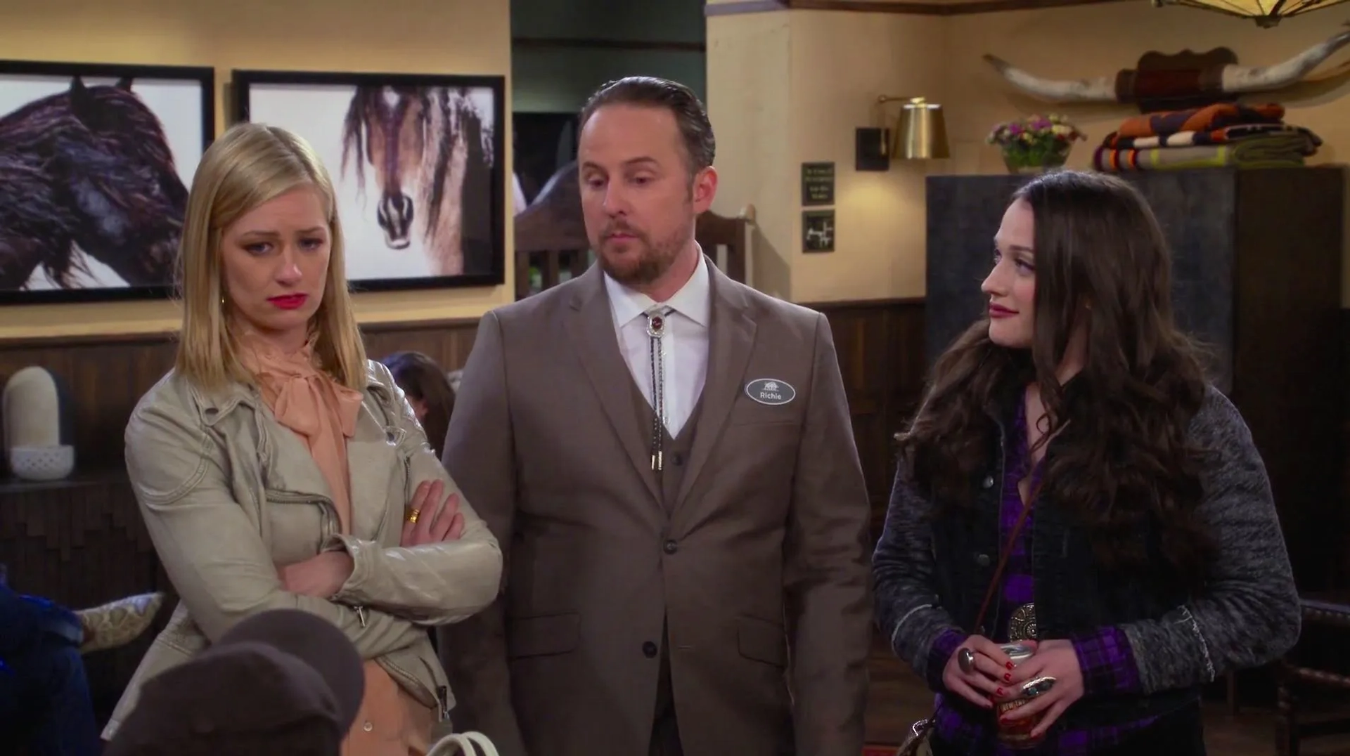 Stephen Guarino, Kat Dennings, and Beth Behrs in 2 Broke Girls (2011)