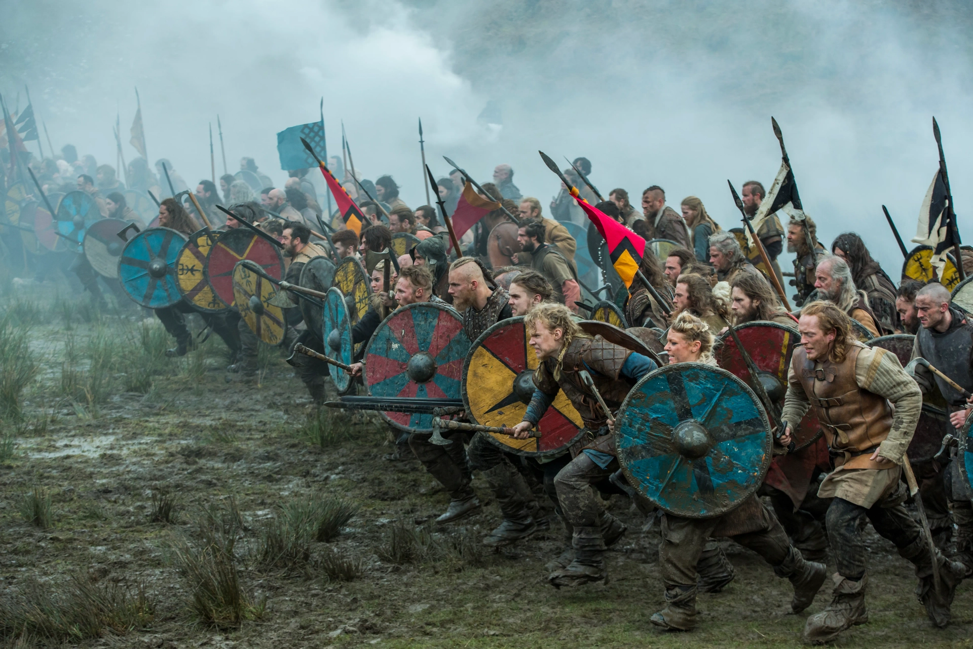 Jasper Pääkkönen, Lisa Duggan, Alexander Ludwig, Jordan Patrick Smith, Marco Ilsø, and Linnéa Lindström in Vikings (2013)