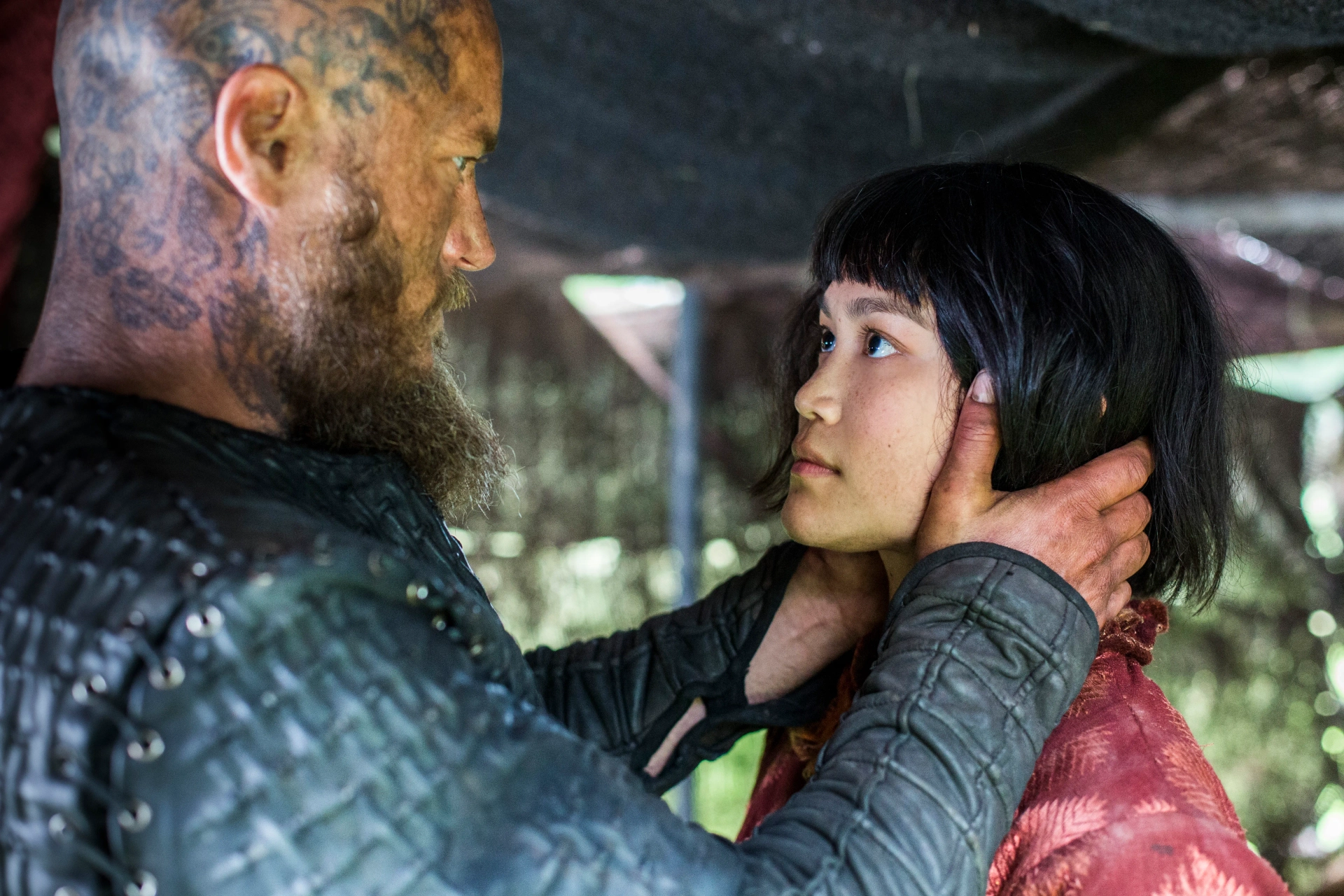 Travis Fimmel and Dianne Doan in Vikings (2013)