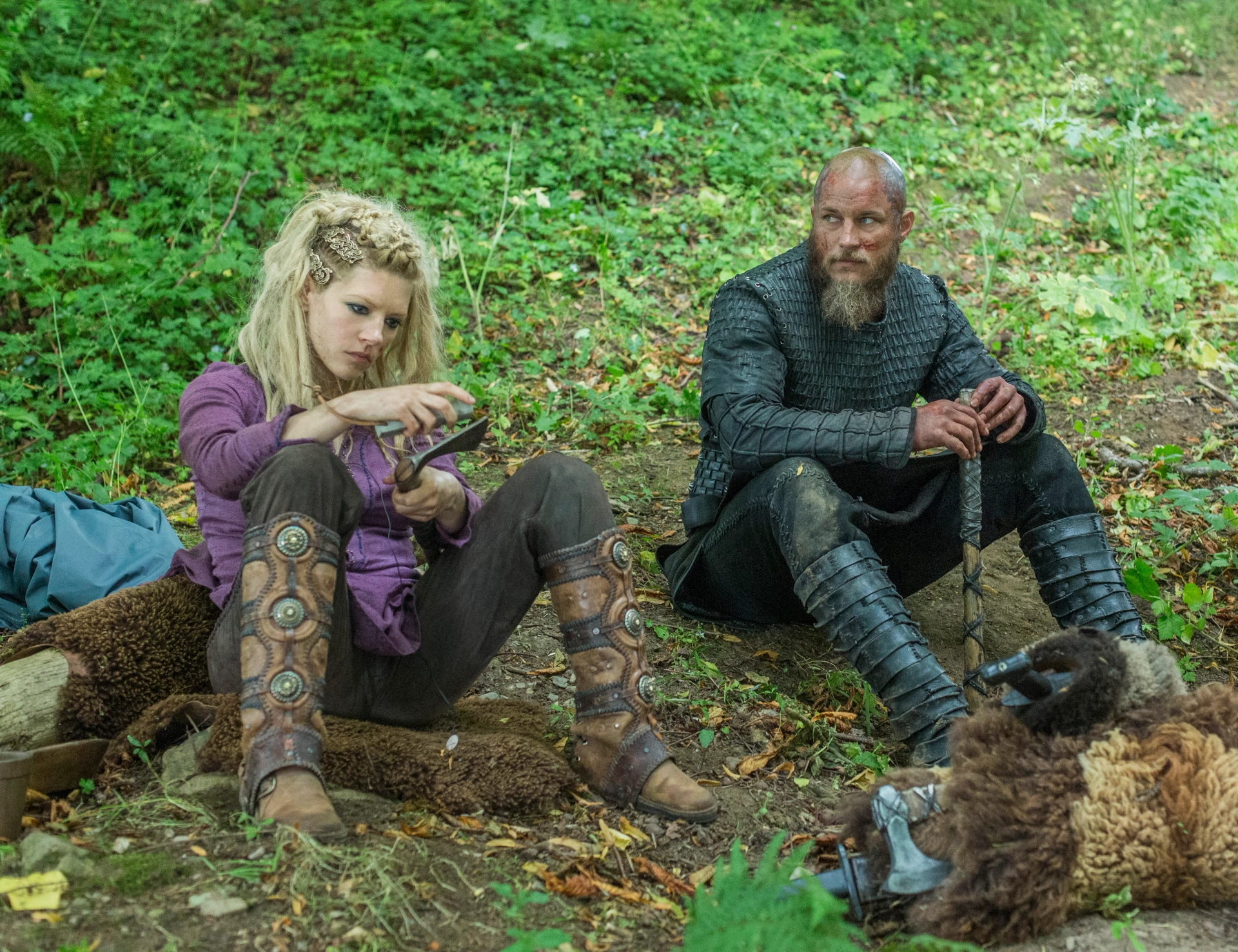 Katheryn Winnick and Travis Fimmel in Vikings (2013)
