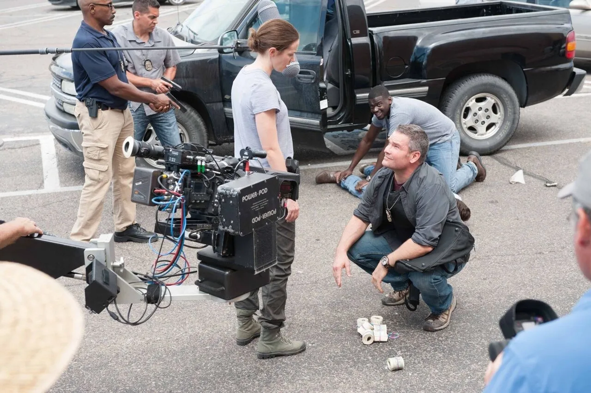 Emily Blunt and Daniel Kaluuya in Sicario (2015)