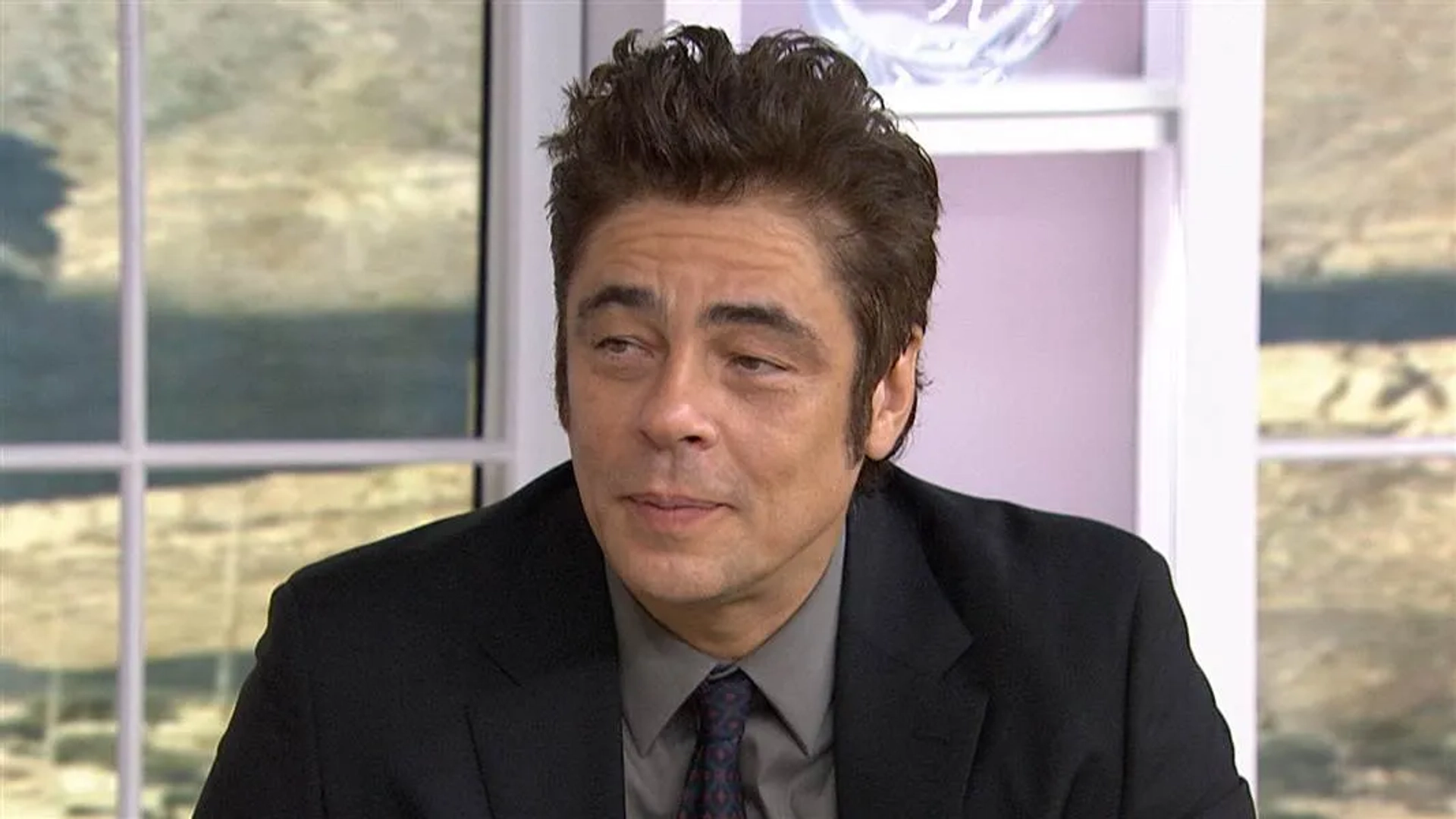 Benicio Del Toro at an event for Sicario (2015)