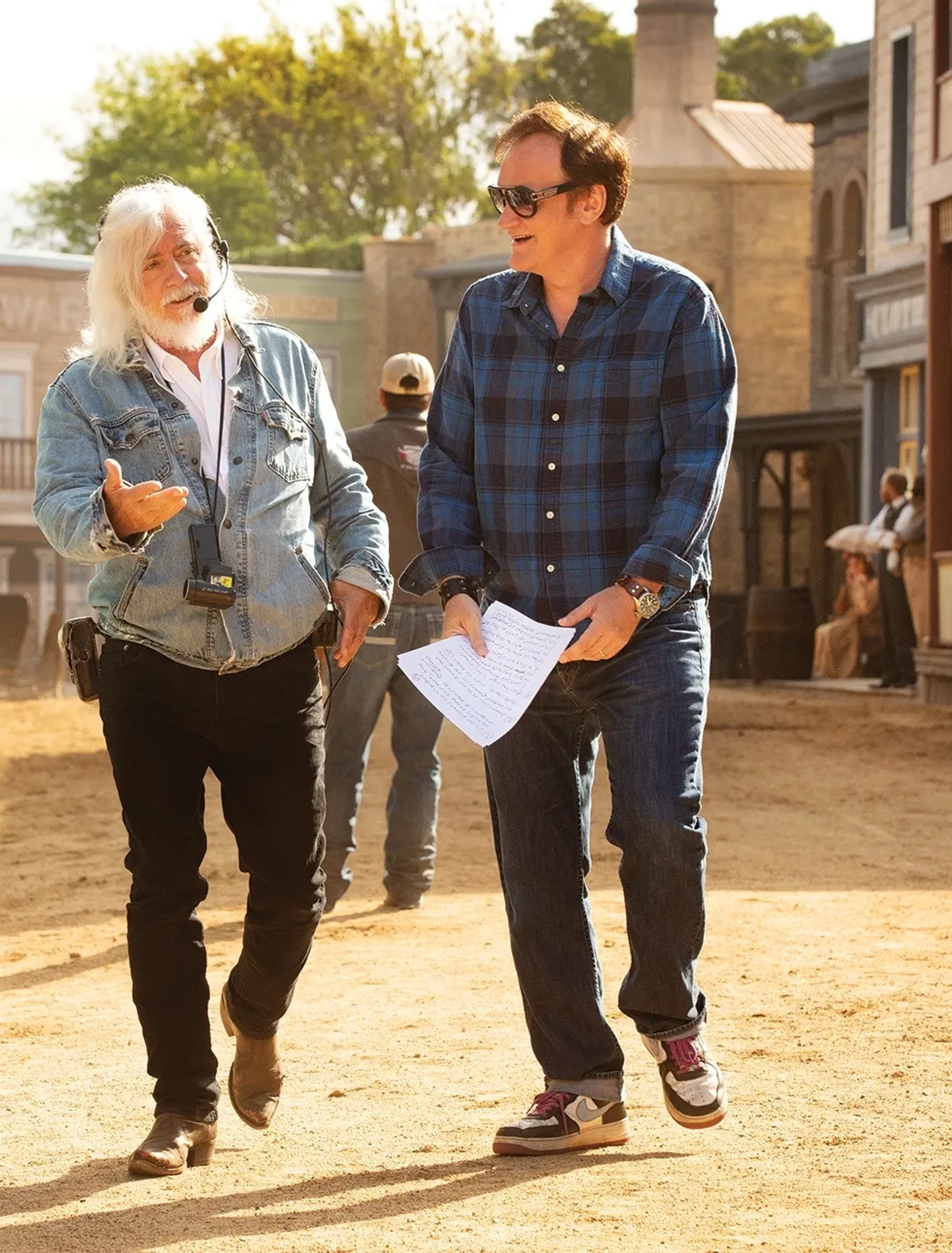 Quentin Tarantino and Robert Richardson in Once Upon a Time in Hollywood (2019)