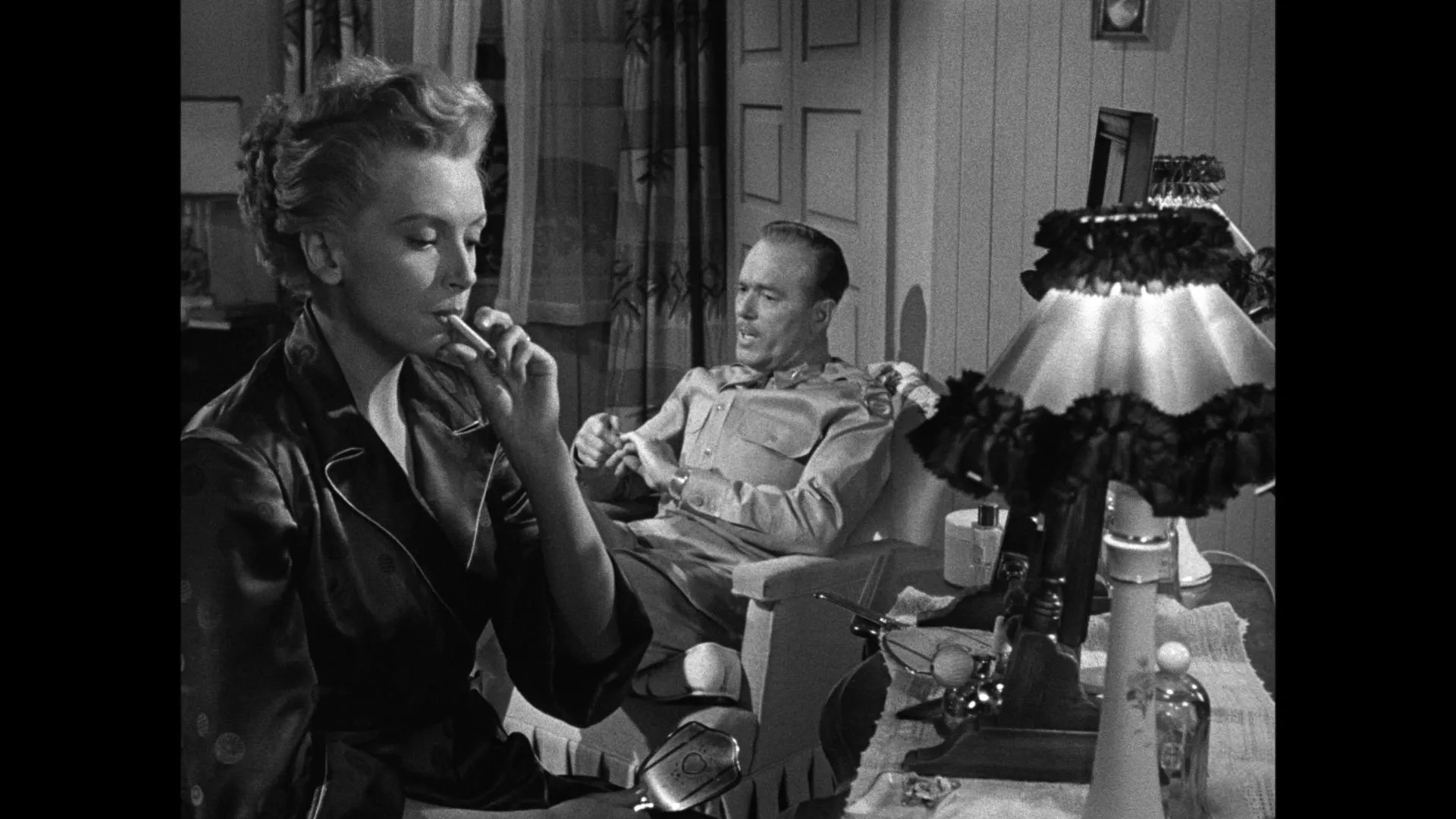 Deborah Kerr and Philip Ober in From Here to Eternity (1953)