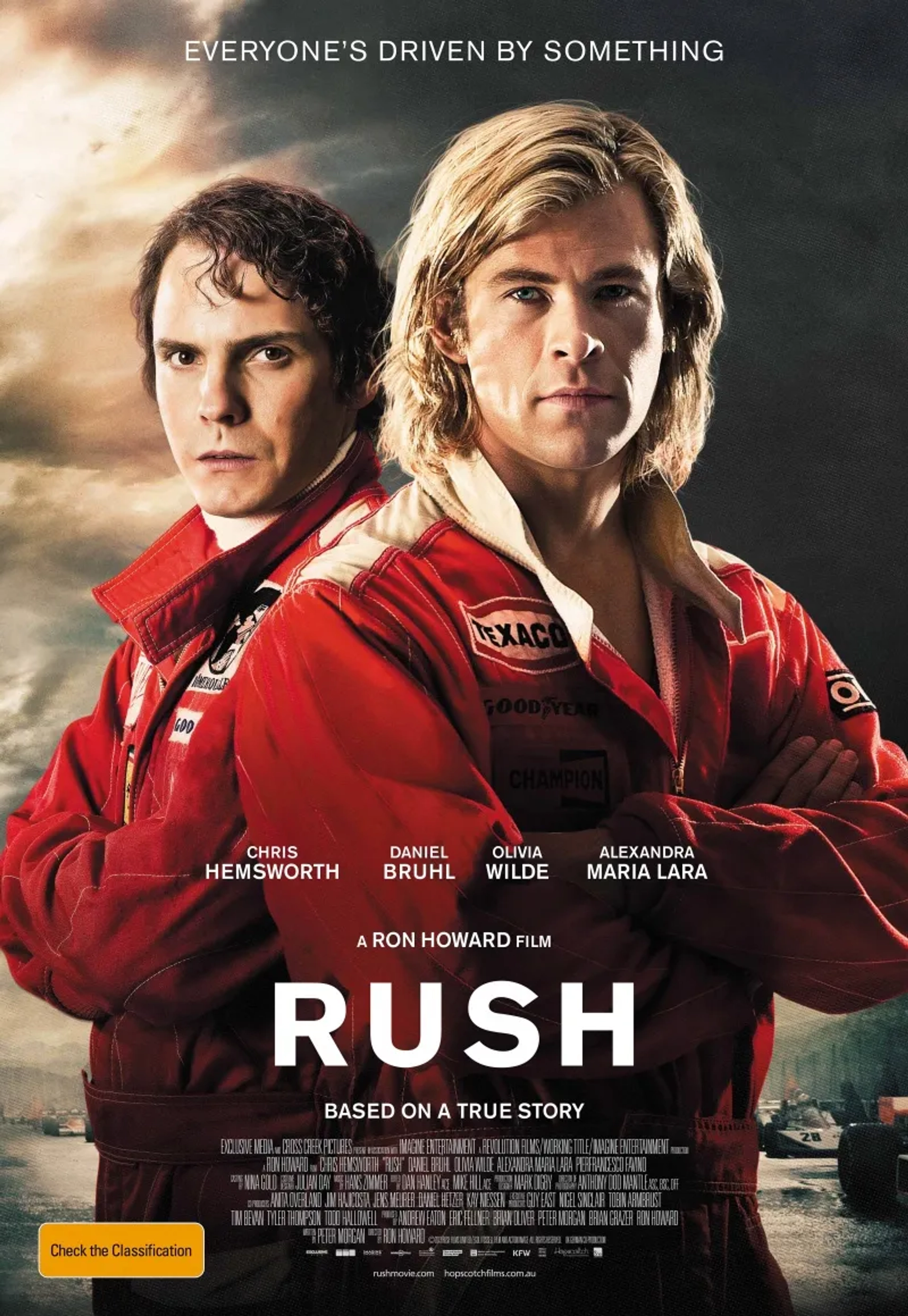 Daniel Brühl and Chris Hemsworth in Rush (2013)