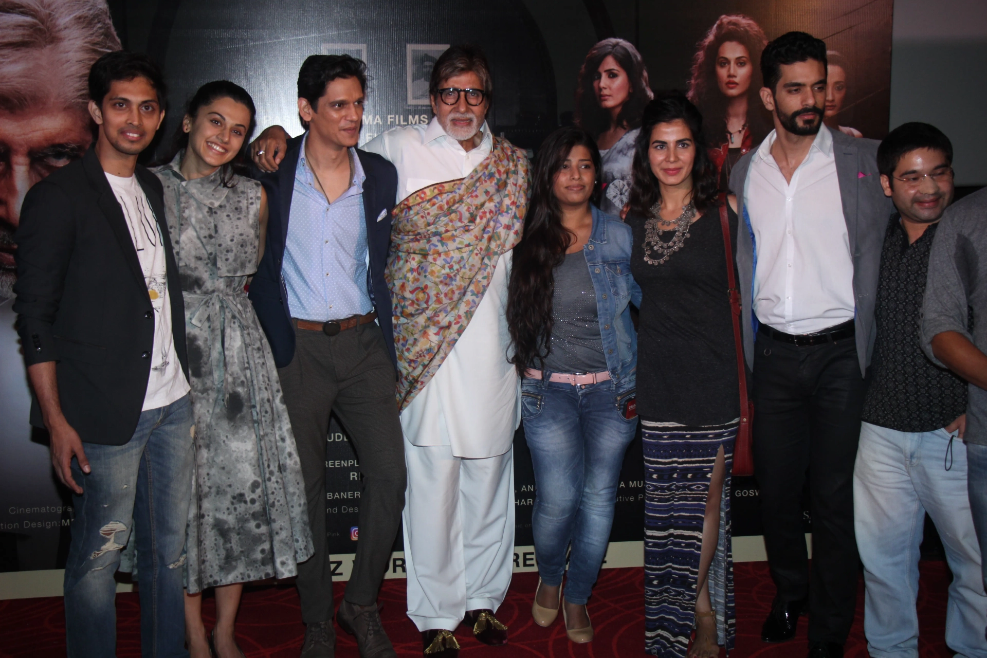 Amitabh Bachchan, Angad Bedi, Vijay Varma, Raashul Tandon, Taapsee Pannu, Kirti Kulhari, and Tushar Pandey at an event for Pink (2016)