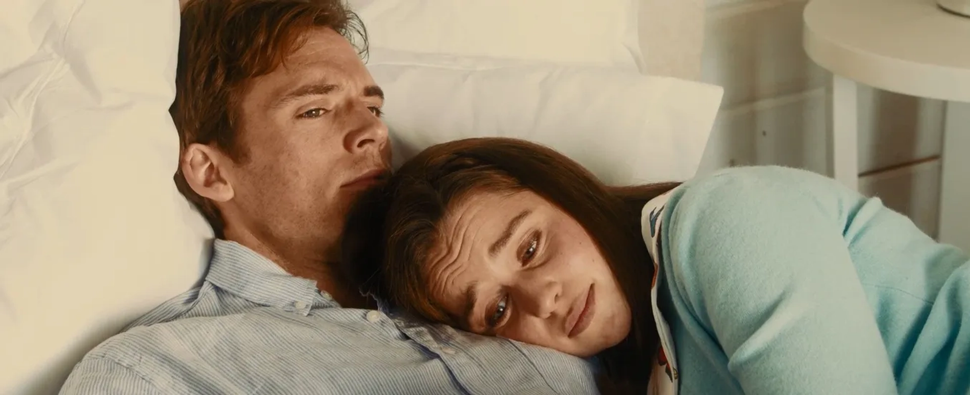 Sam Claflin and Emilia Clarke in Me Before You (2016)