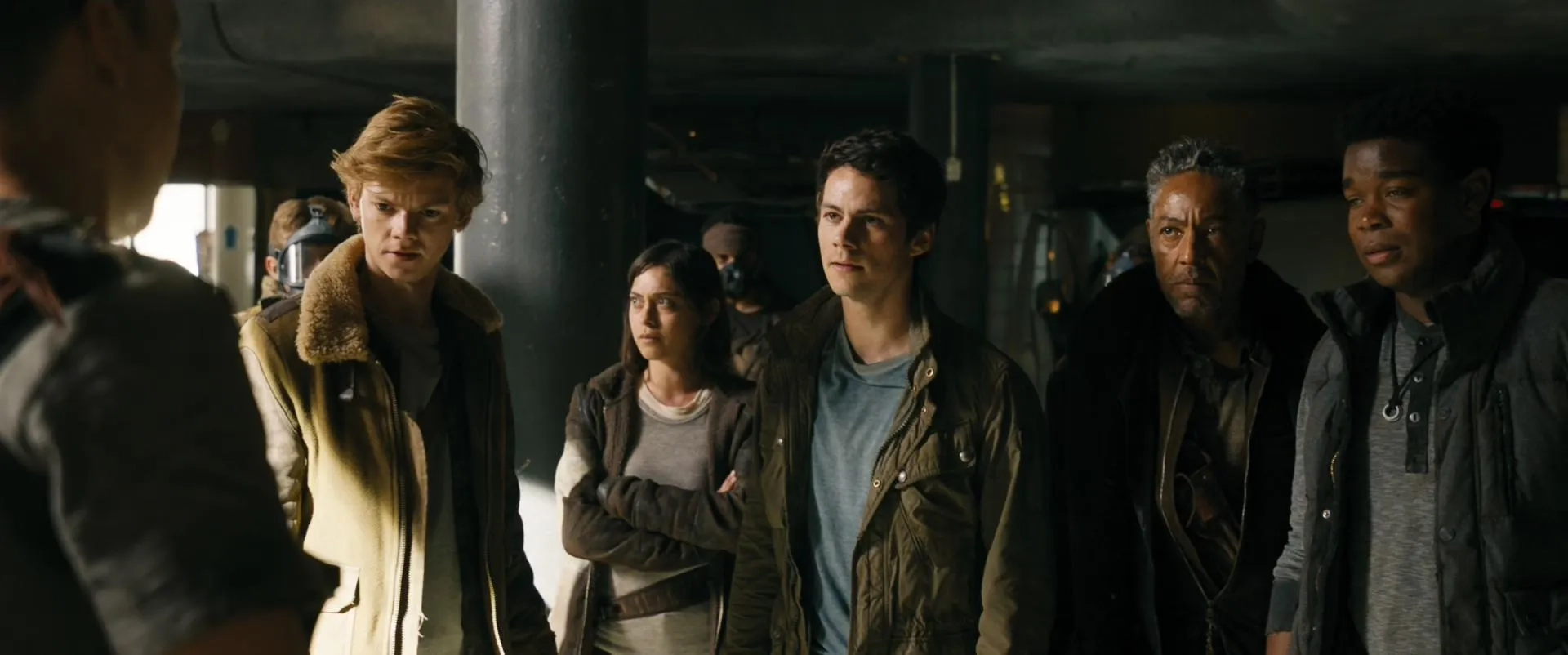 Giancarlo Esposito, Thomas Brodie-Sangster, Dexter Darden, Dylan O'Brien, and Rosa Salazar in Maze Runner: The Death Cure (2018)