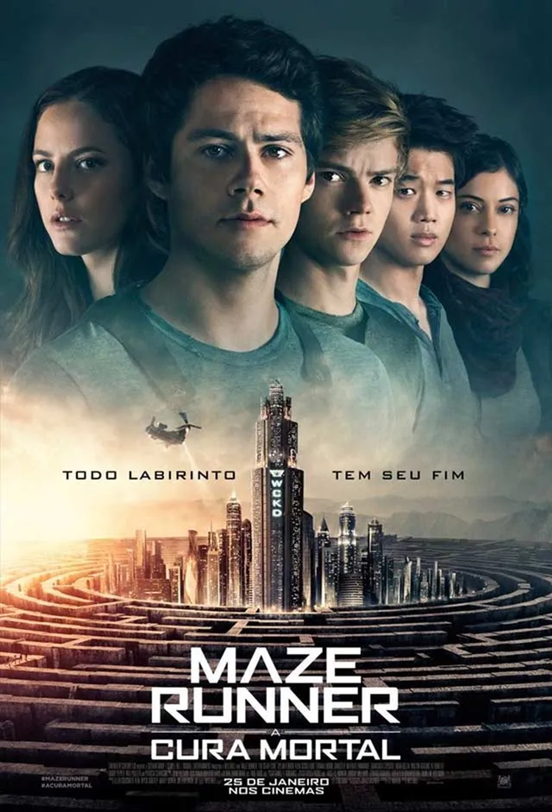 Thomas Brodie-Sangster, Kaya Scodelario, Dylan O'Brien, Ki Hong Lee, and Rosa Salazar in Maze Runner: The Death Cure (2018)