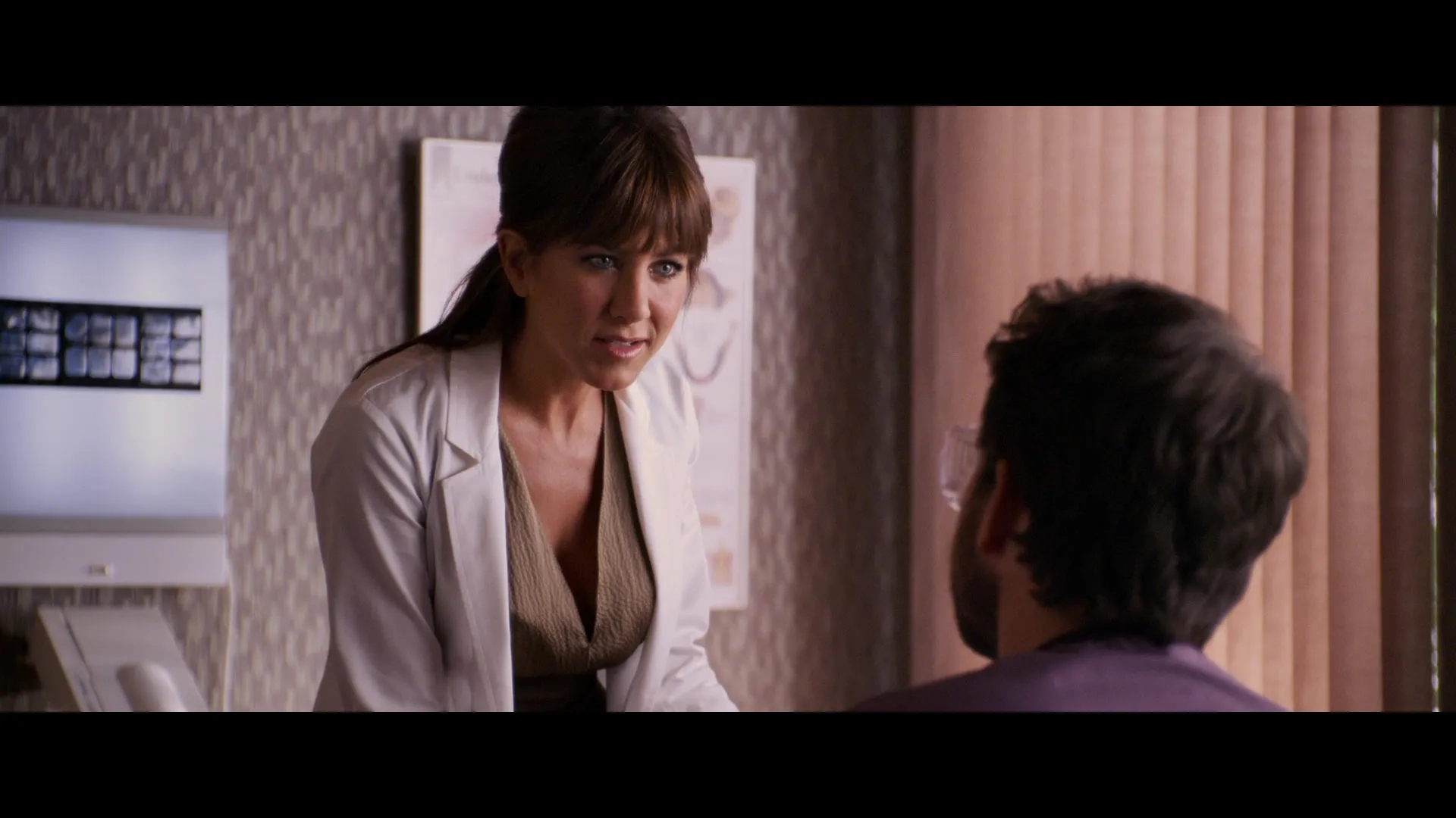 Jennifer Aniston and Charlie Day in Horrible Bosses (2011)