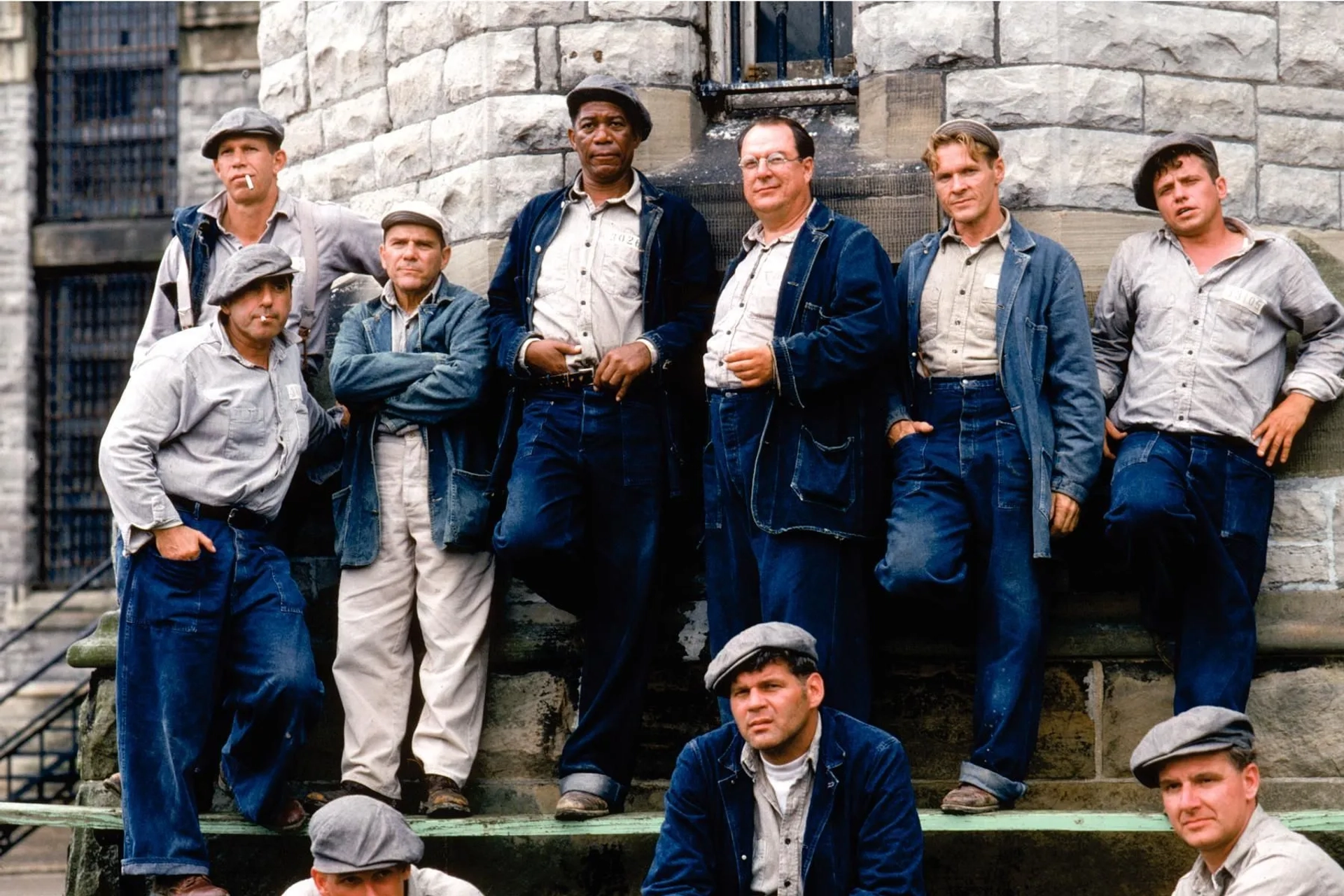 Morgan Freeman, William Sadler, Larry Brandenburg, Neil Giuntoli, Brian Libby, David Proval, and Joseph Ragno in The Shawshank Redemption (1994)