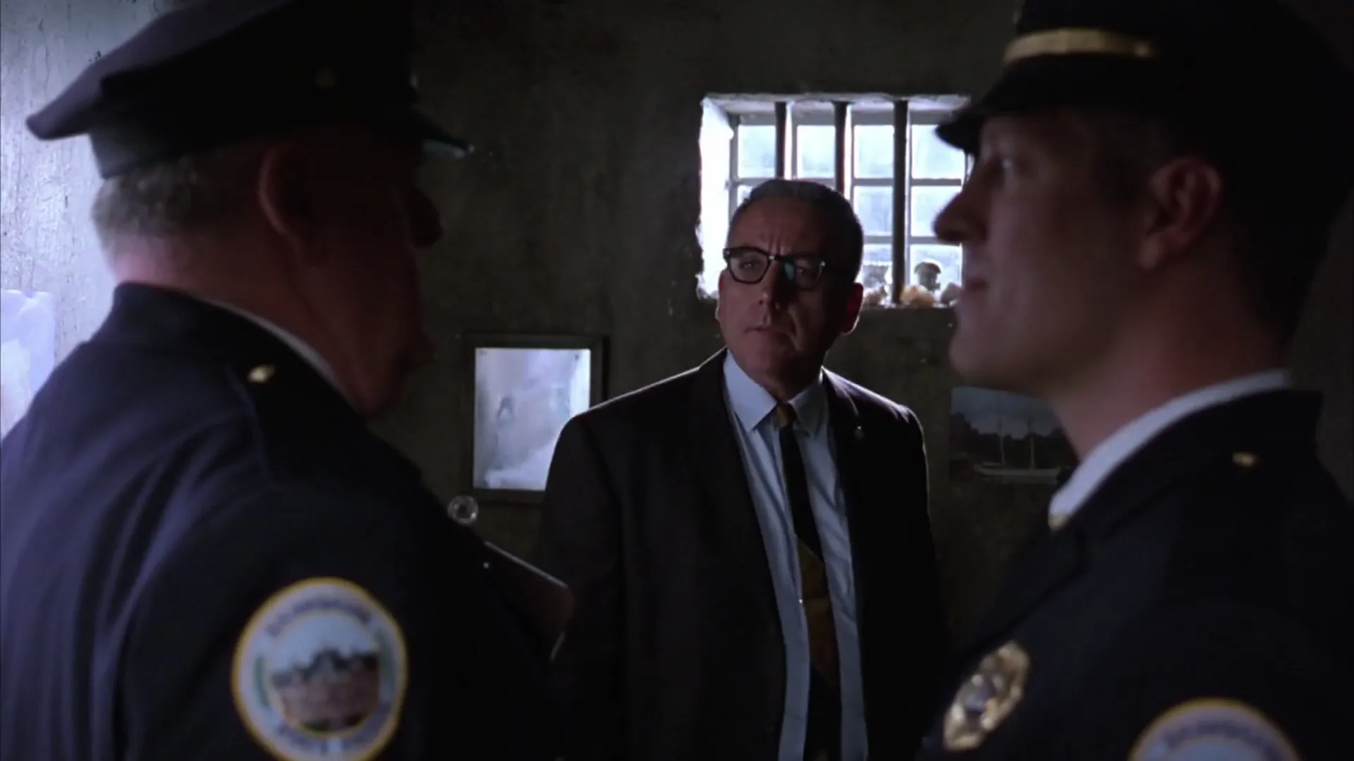 Clancy Brown and Bob Gunton in The Shawshank Redemption (1994)