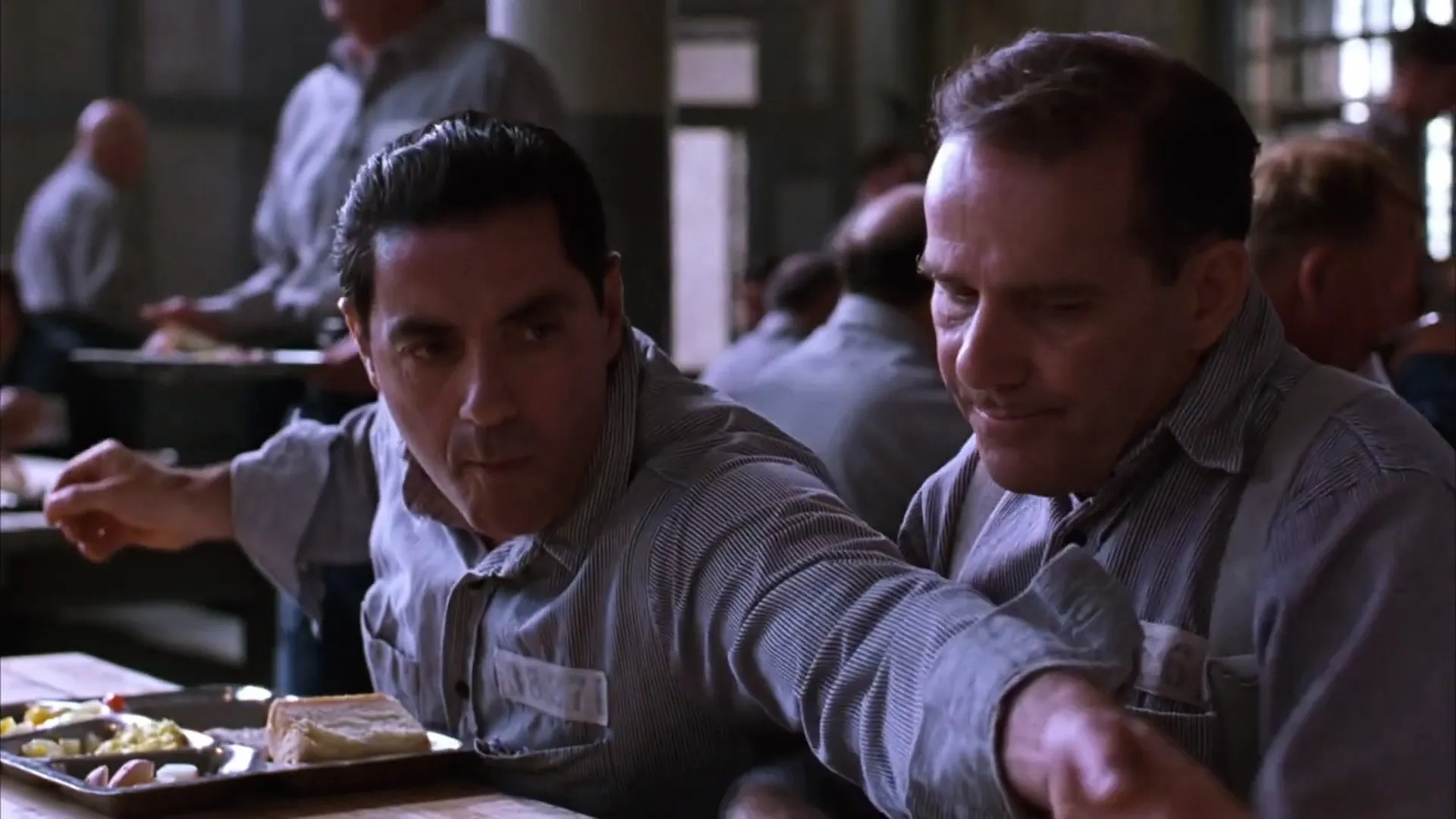 David Proval and Joseph Ragno in The Shawshank Redemption (1994)