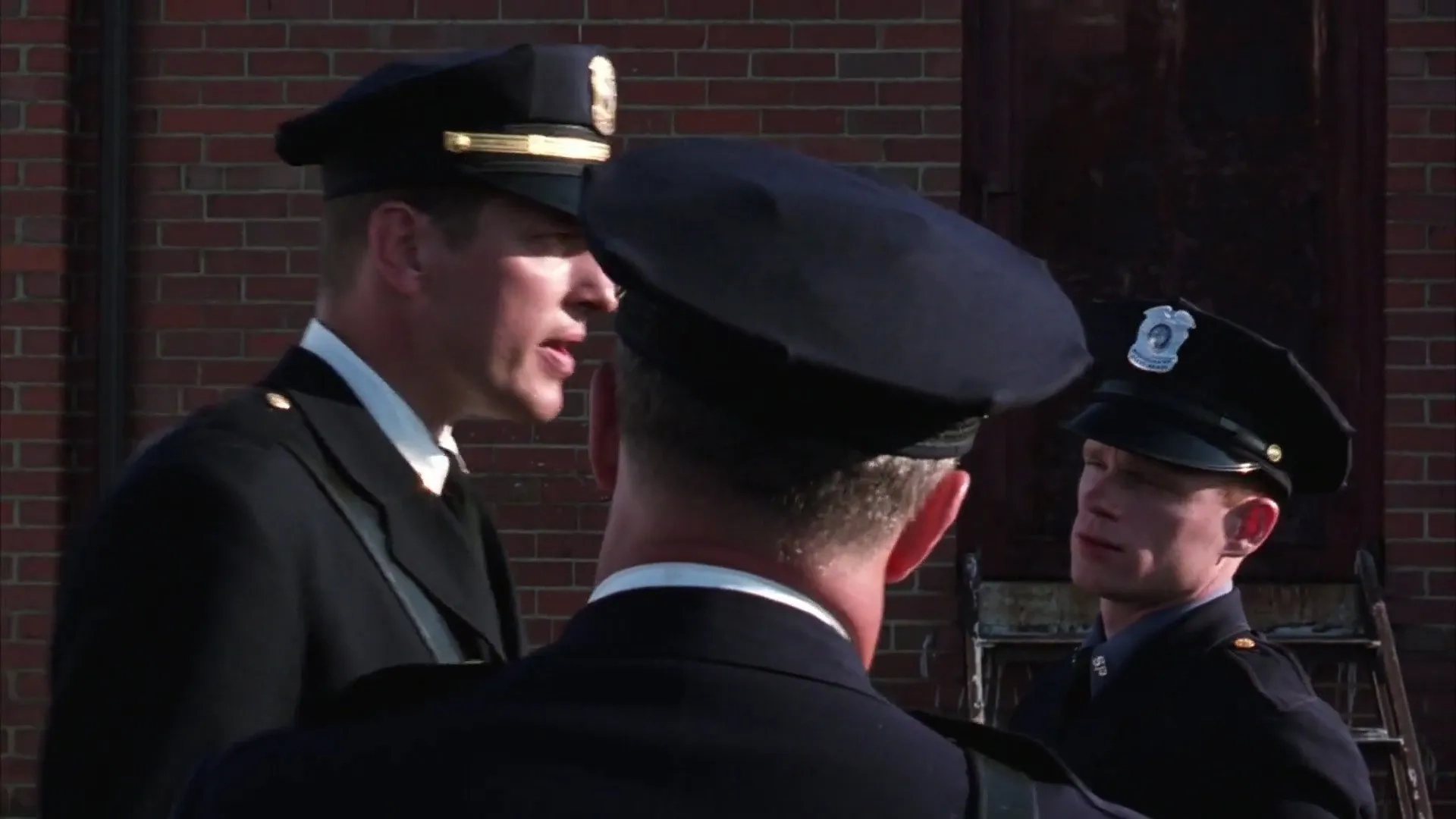 Clancy Brown and Paul McCrane in The Shawshank Redemption (1994)